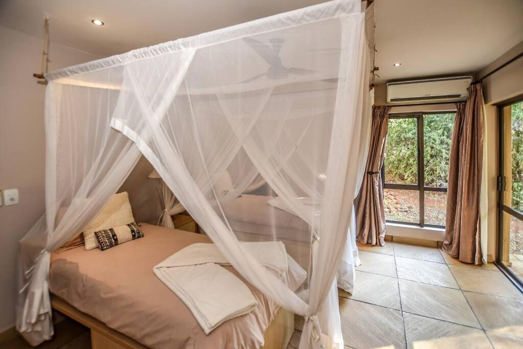 Villa photo 1