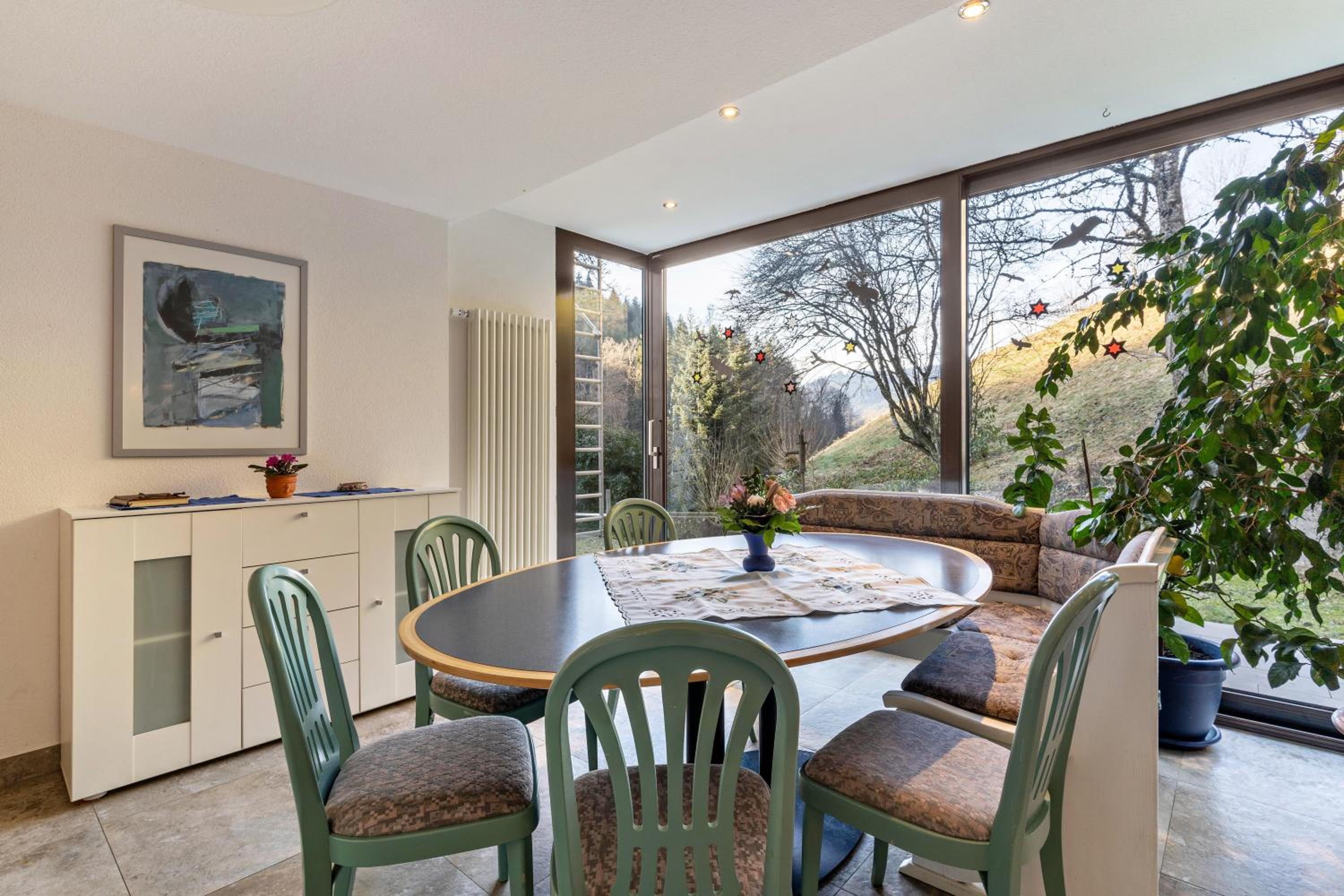 One-Bedroom Apartment with Garden View photo 2