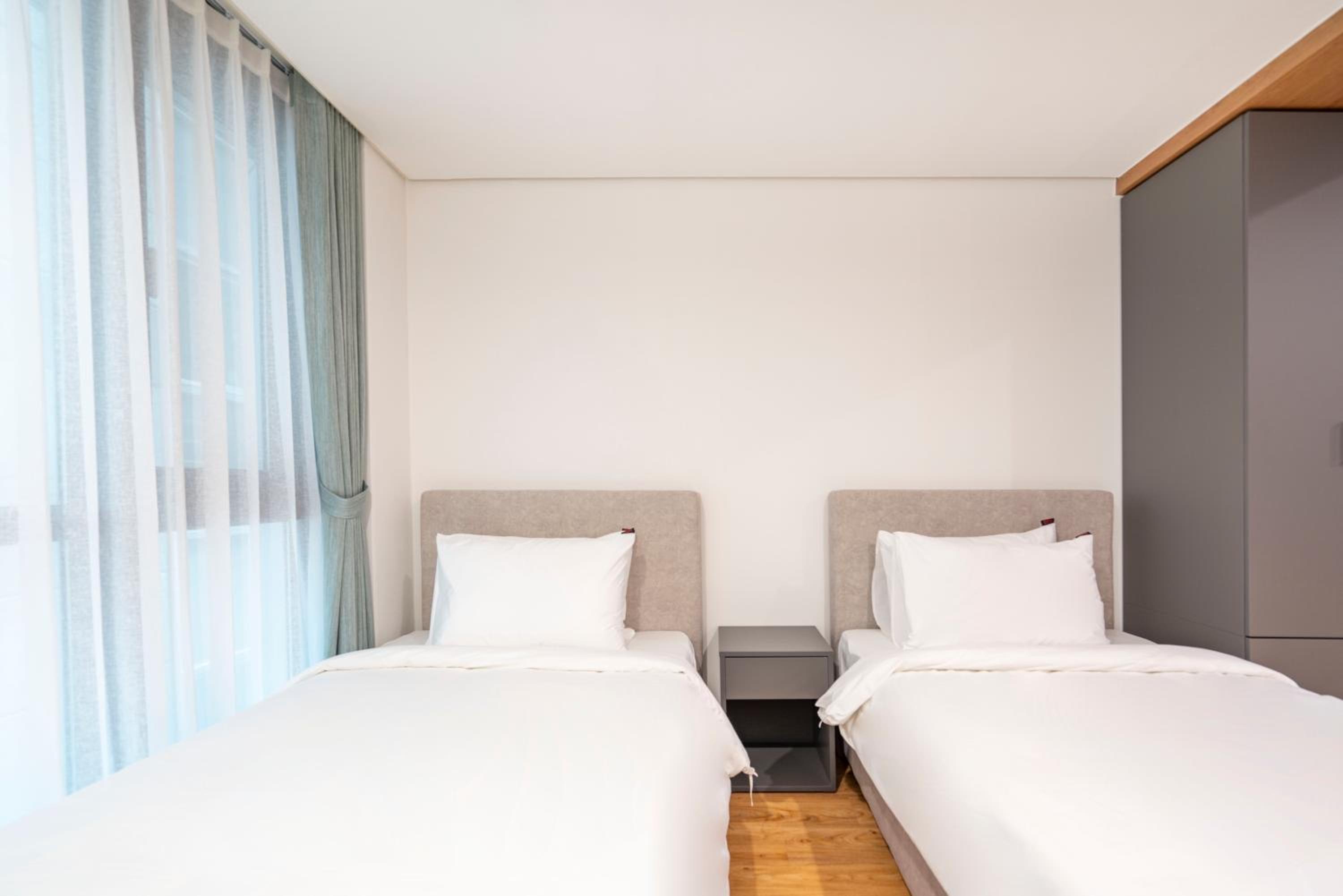 Superior Twin Room - Photo 1
