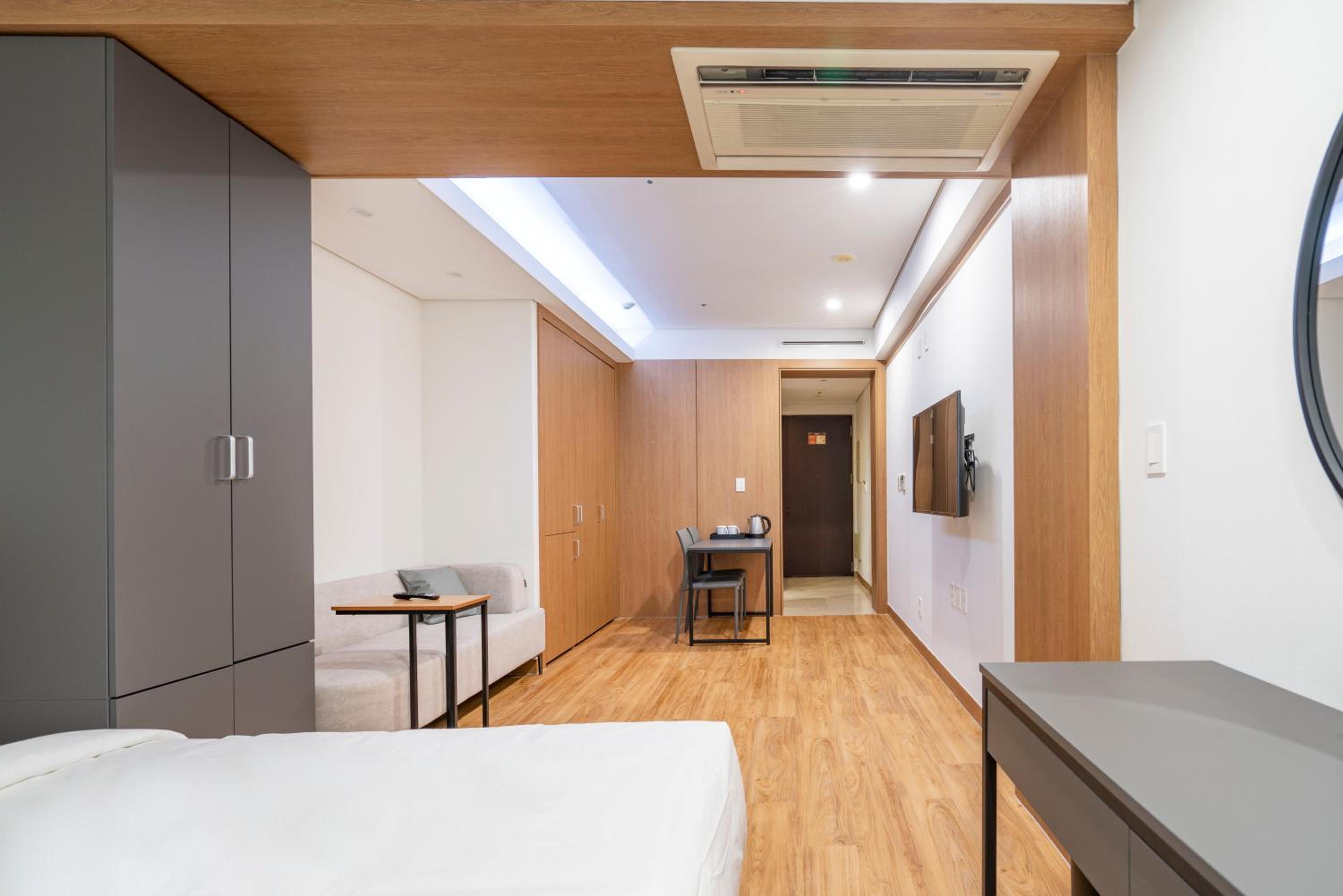 Superior Twin Room - Photo 2