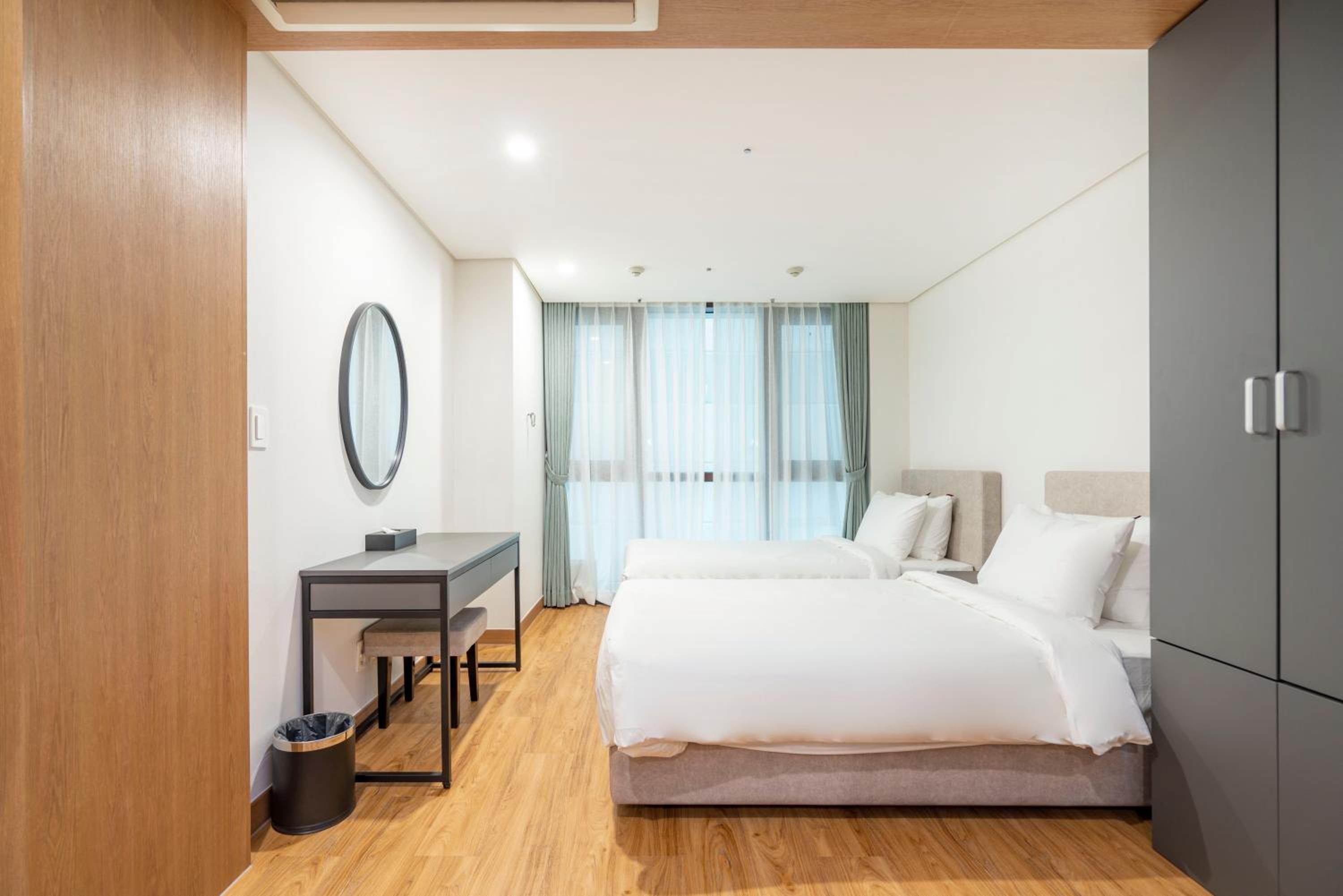Superior Twin Room - Photo 3