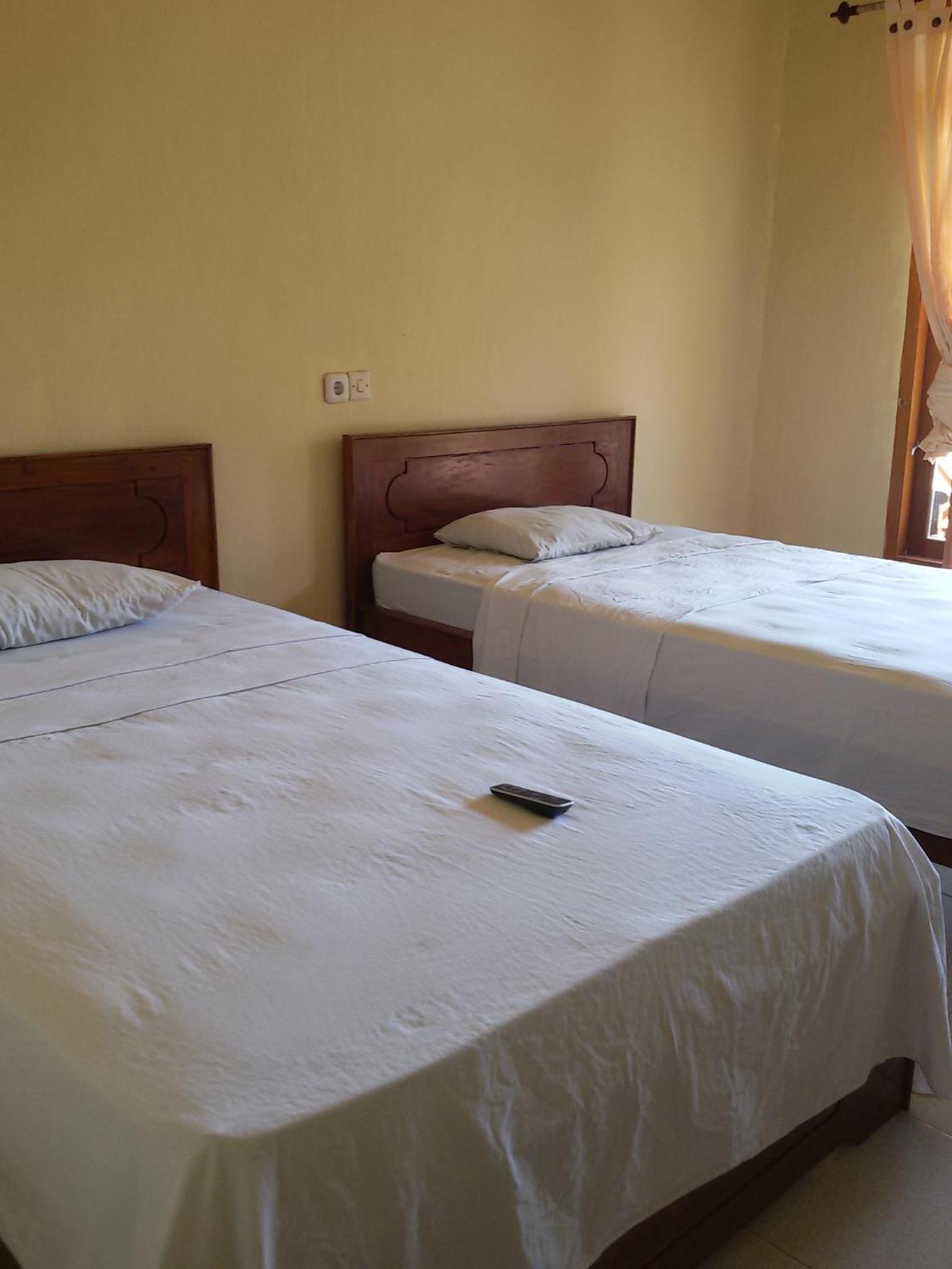 Economy Twin Room photo 1