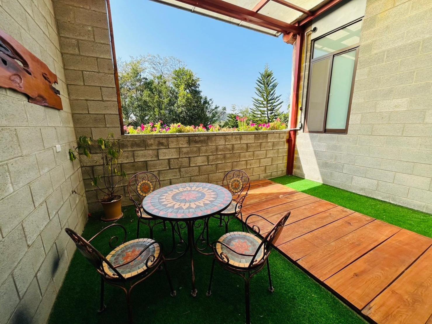 Deluxe Family Suite photo 3