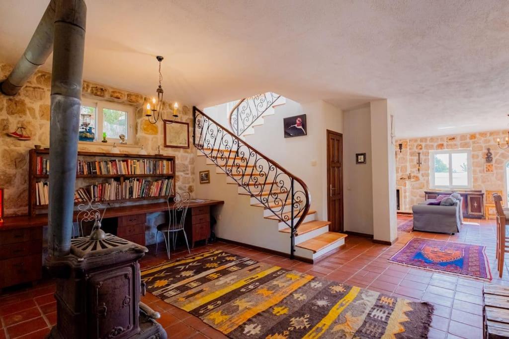 Villa with Sea View photo 1