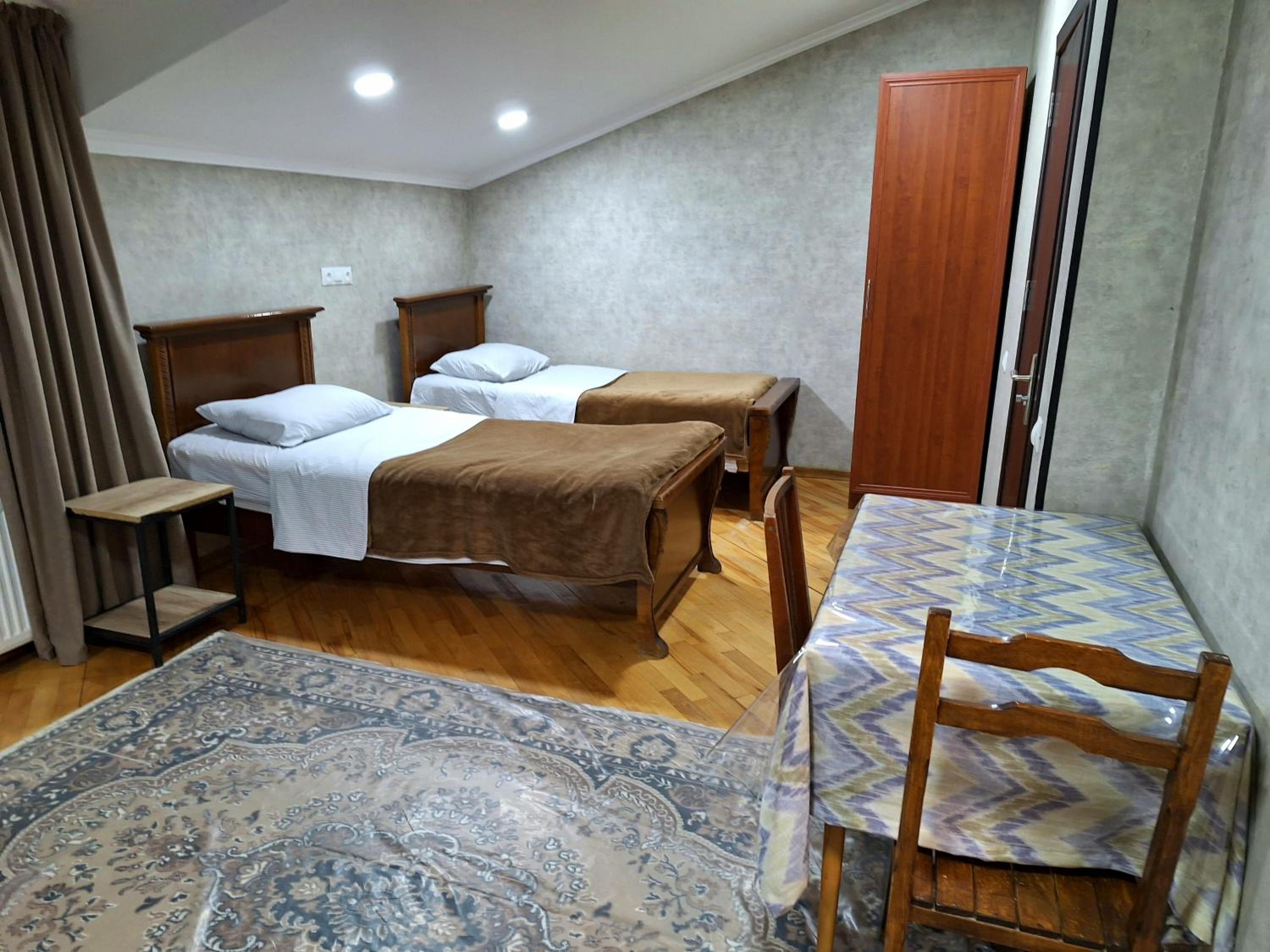 Twin Room with Balcony photo 2