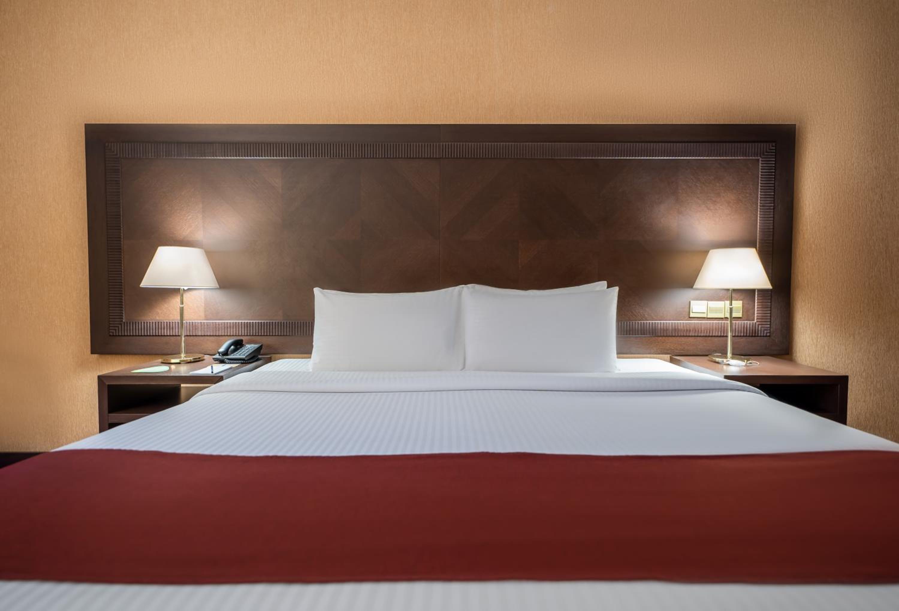 Bed & Sleeping Area