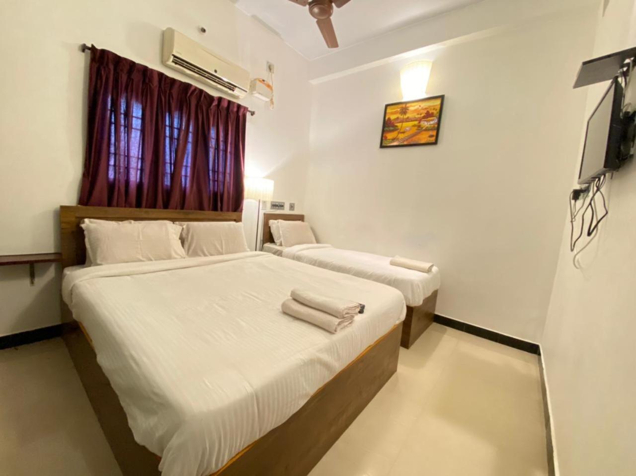 Deluxe Triple Room - Photo 19