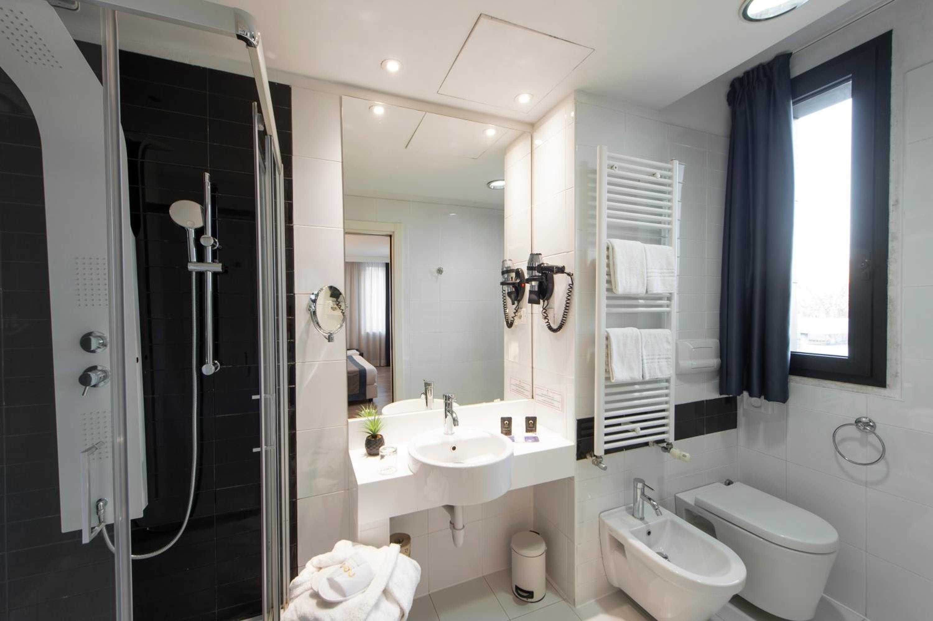 Triple Room - Photo 2