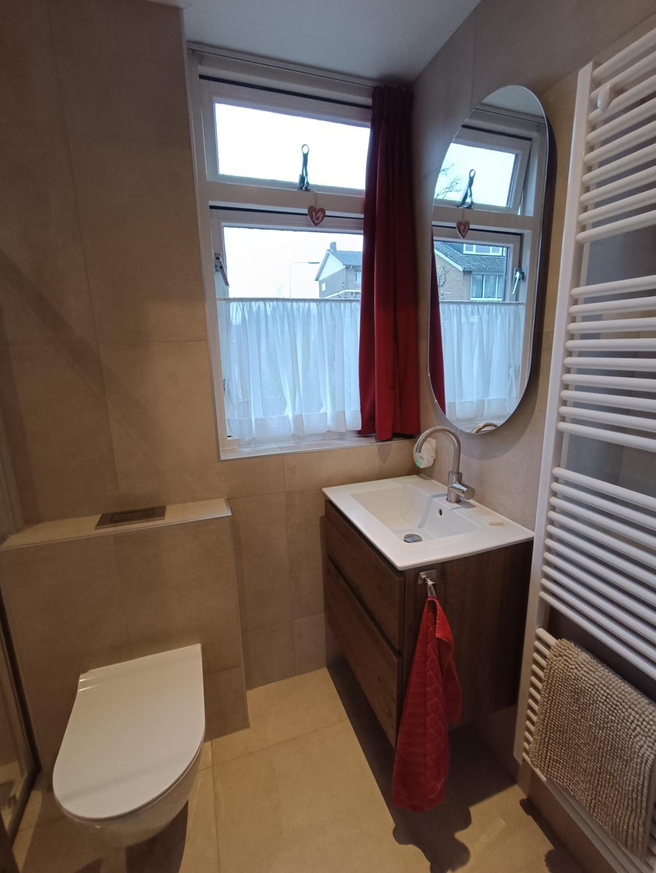 Double Room with Private Bathroom - Photo 3