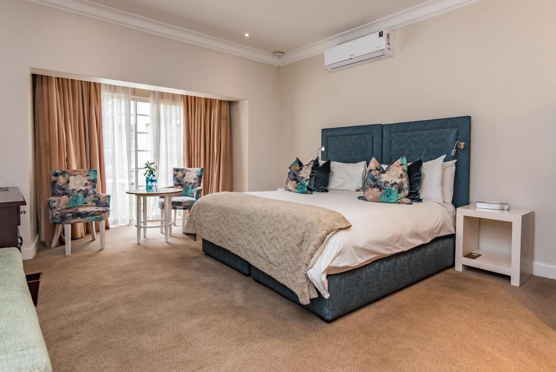 Superior King Room photo 1