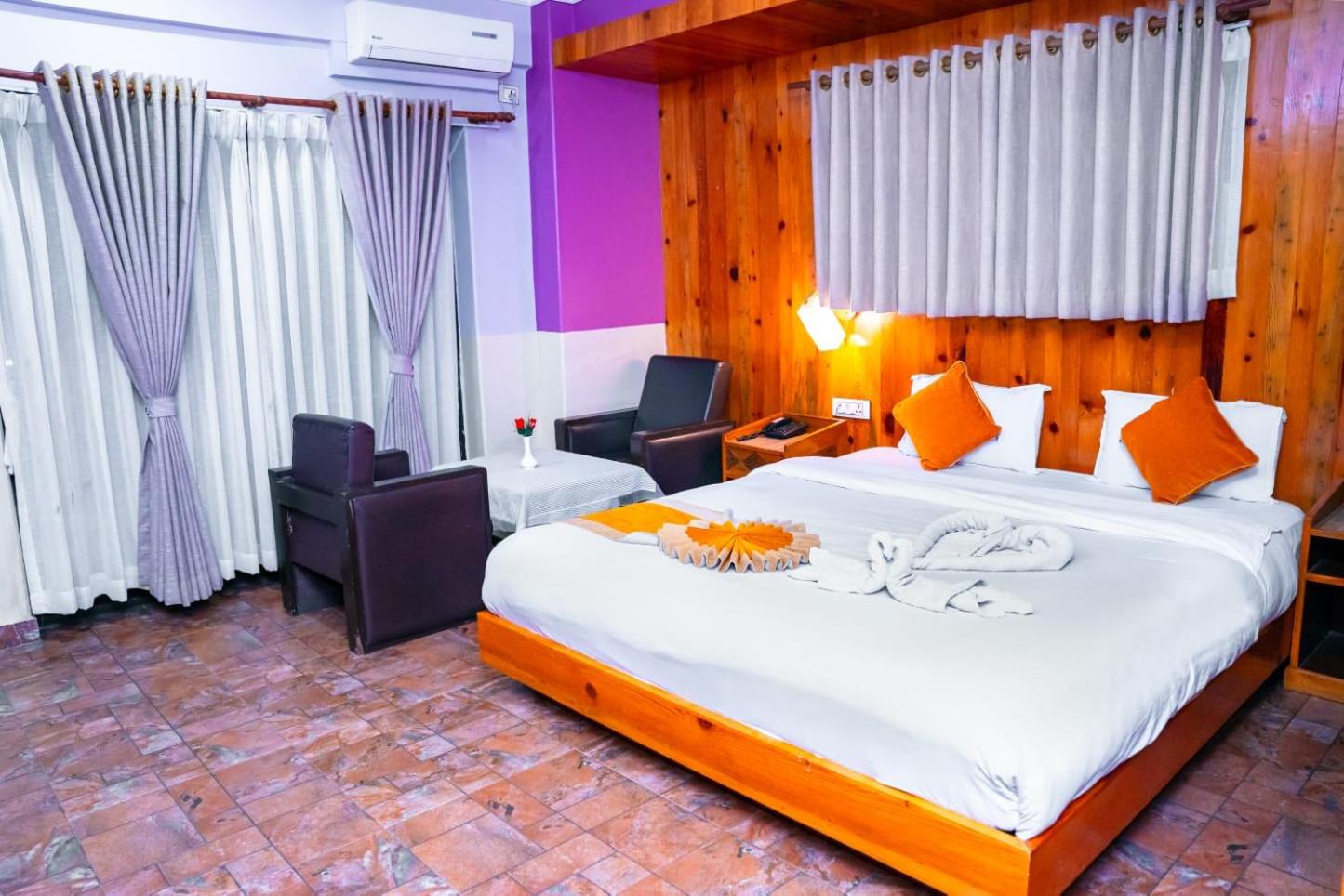 Suite With Lake View