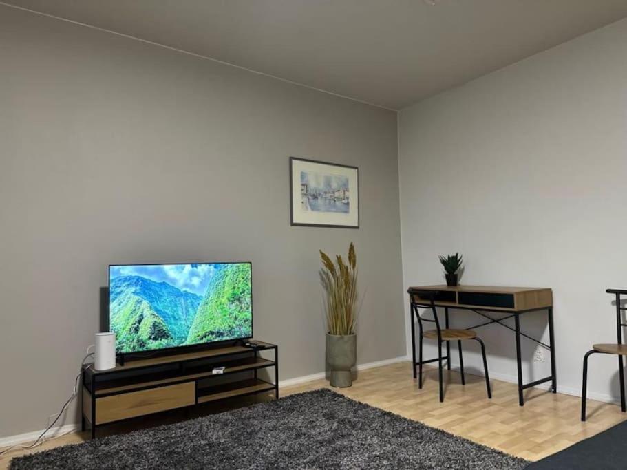 Three-Bedroom Apartment photo 1