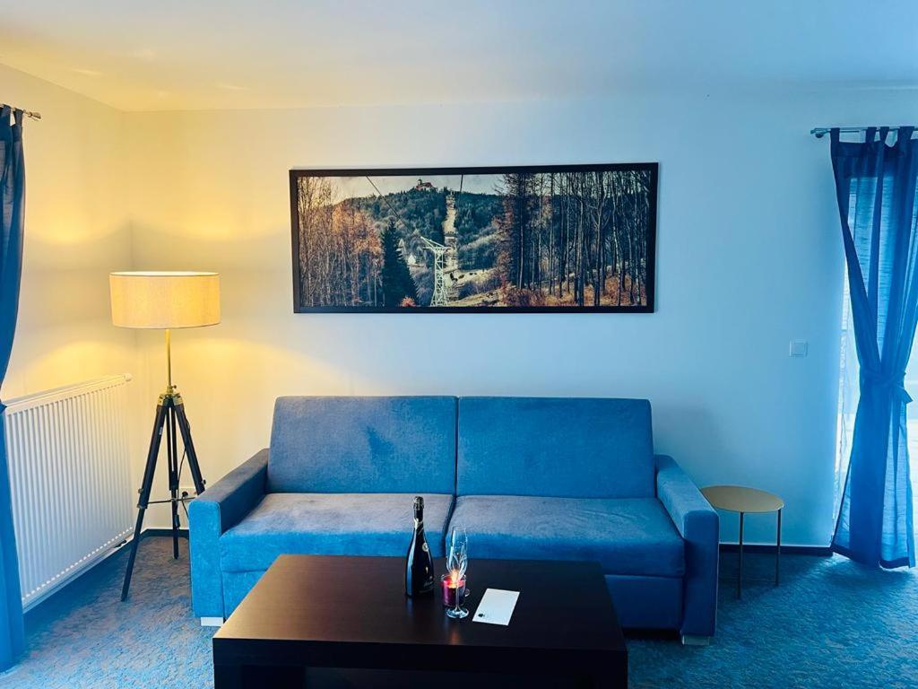 Large Double Room - Photo 3