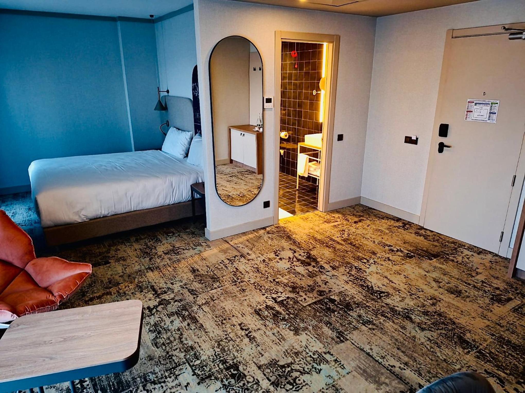 Privilege King Room - Photo 6