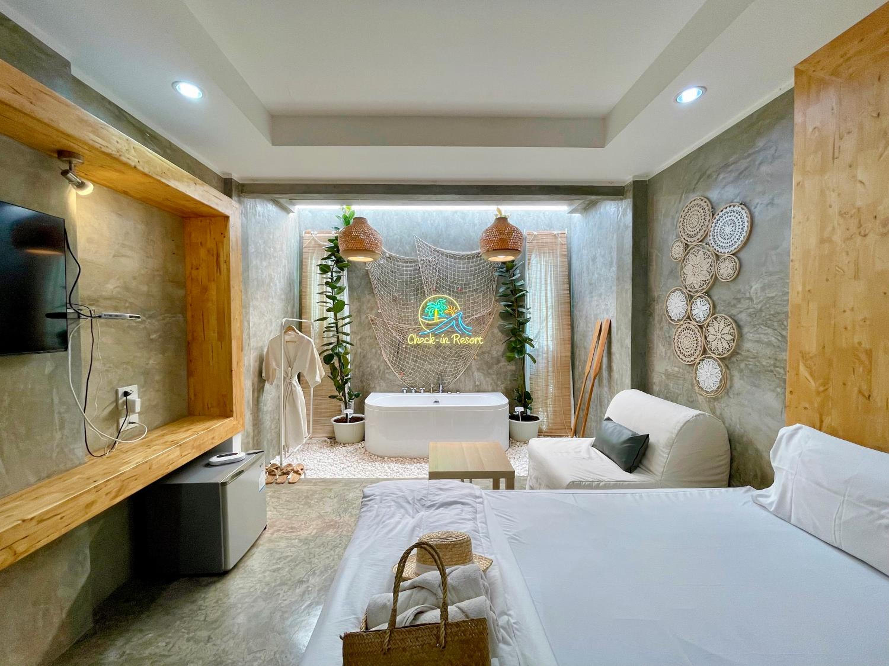 Deluxe Double Room with Bath