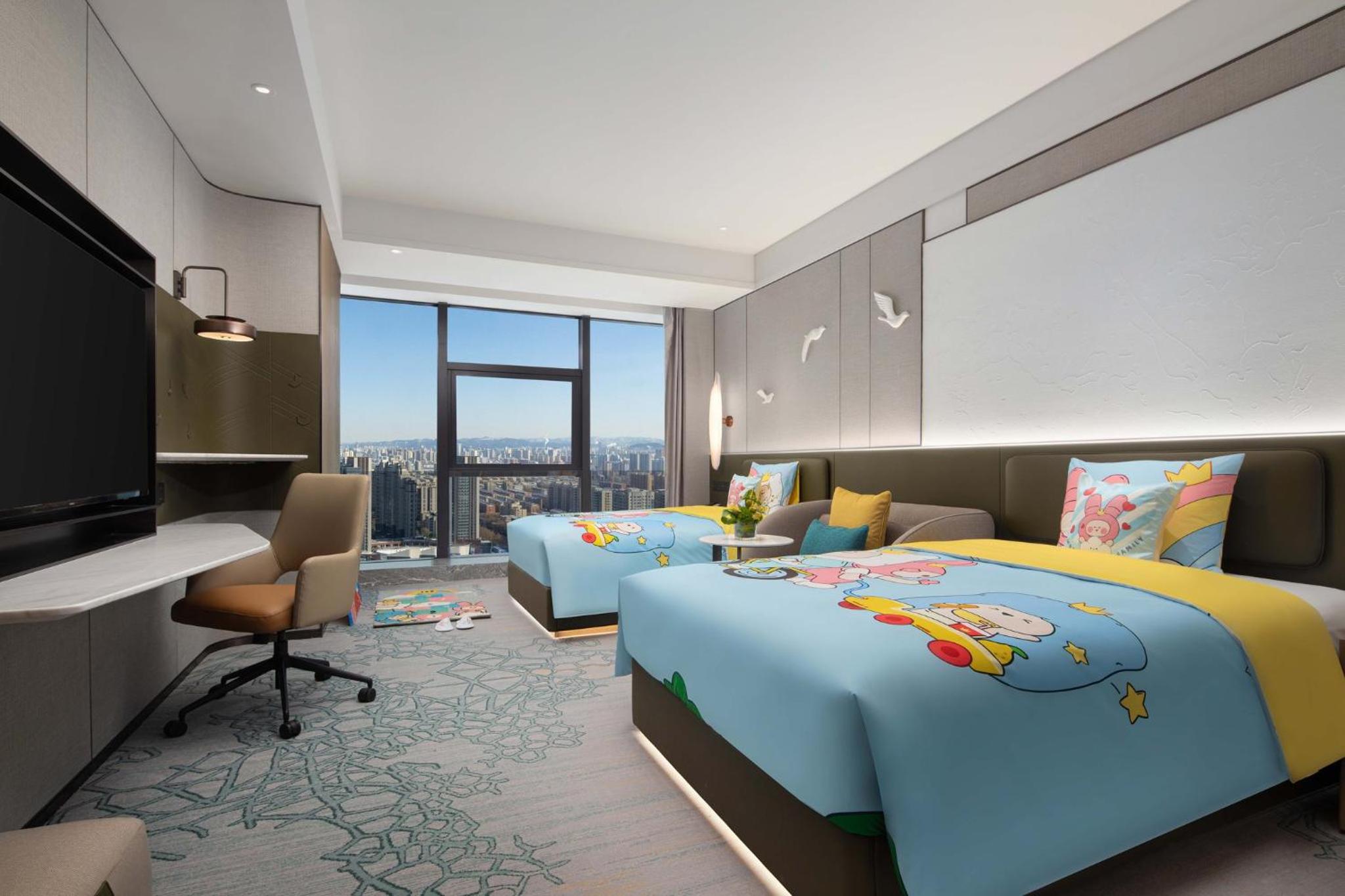 Premium King Room photo 3