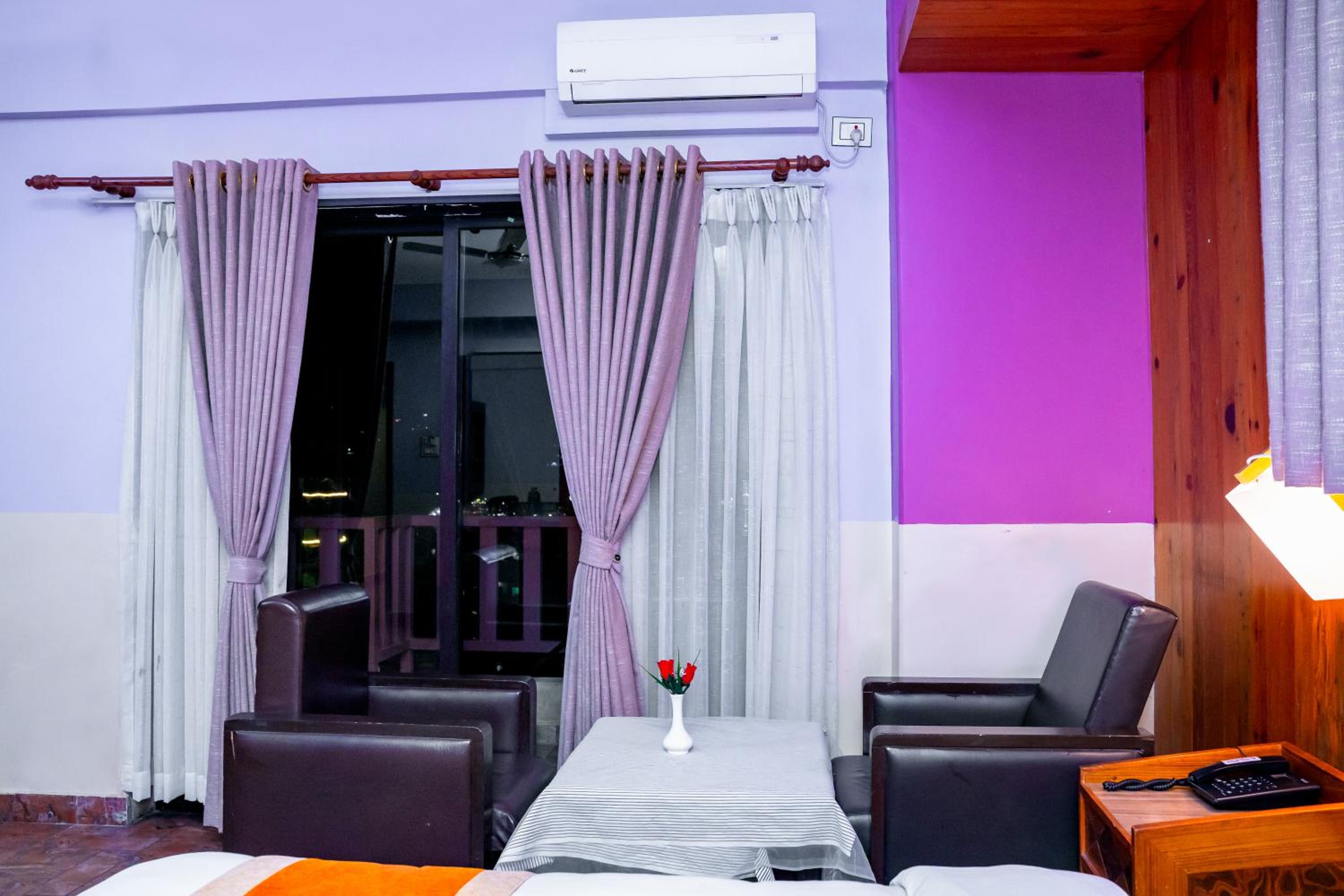 Superior Queen Room