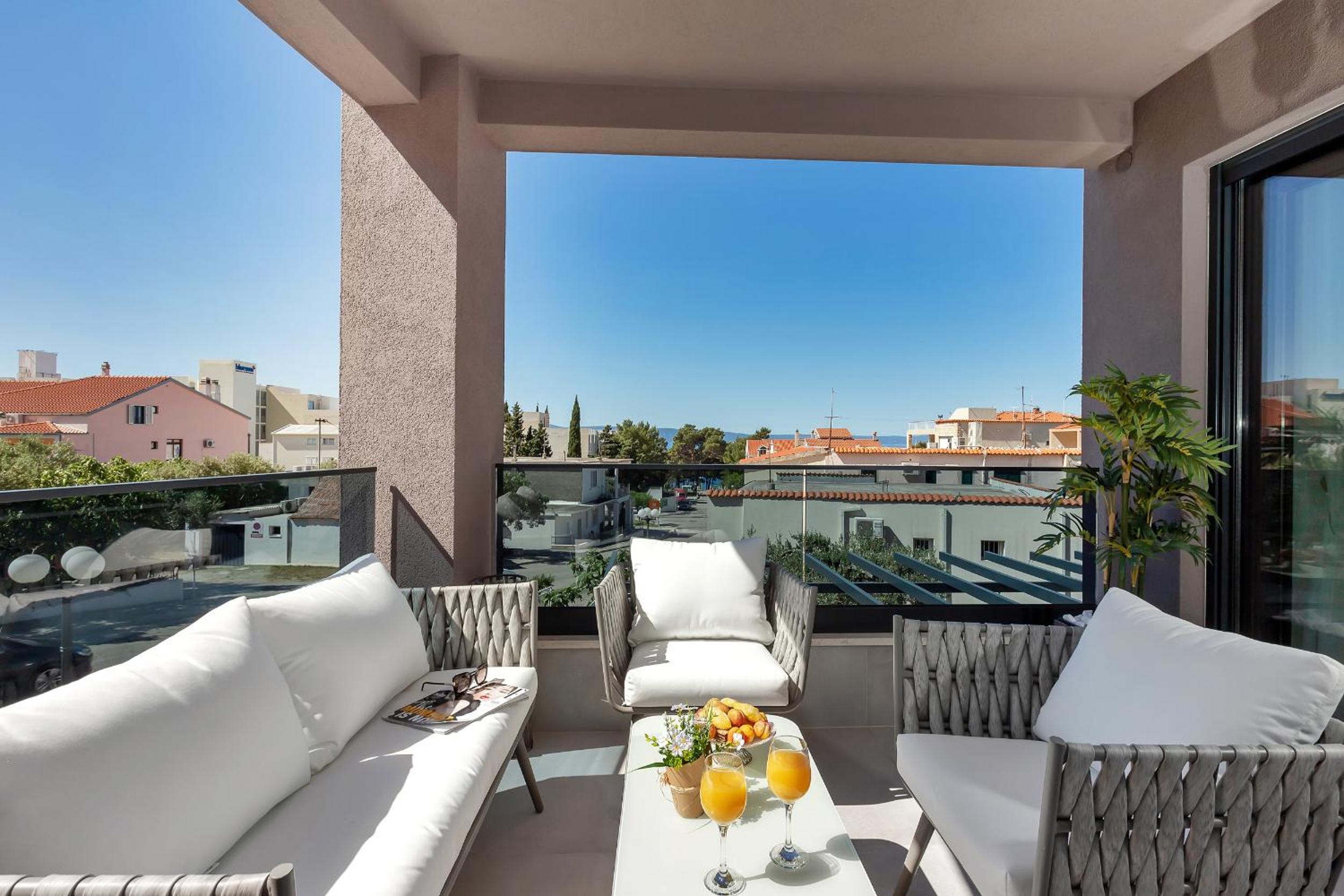 Apartment with Sea View