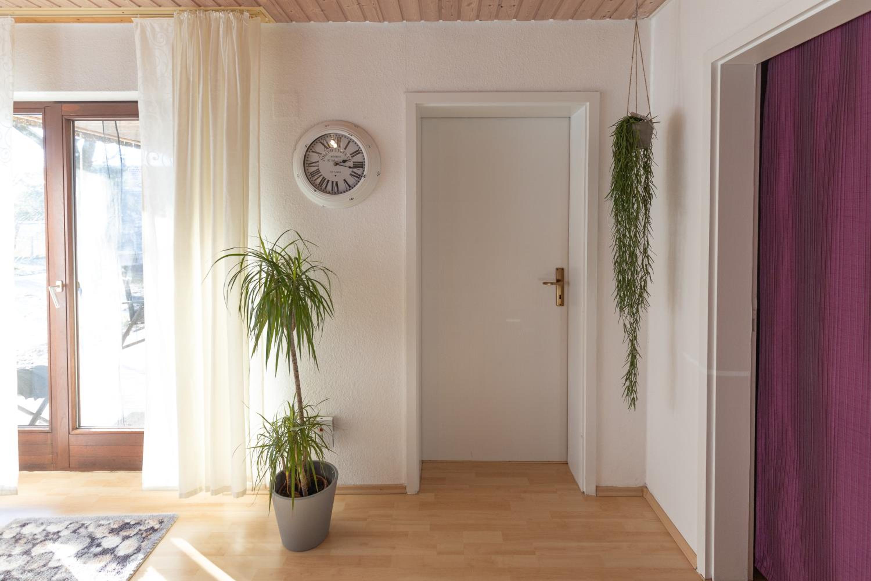 Apartment - Ground Floor photo 2