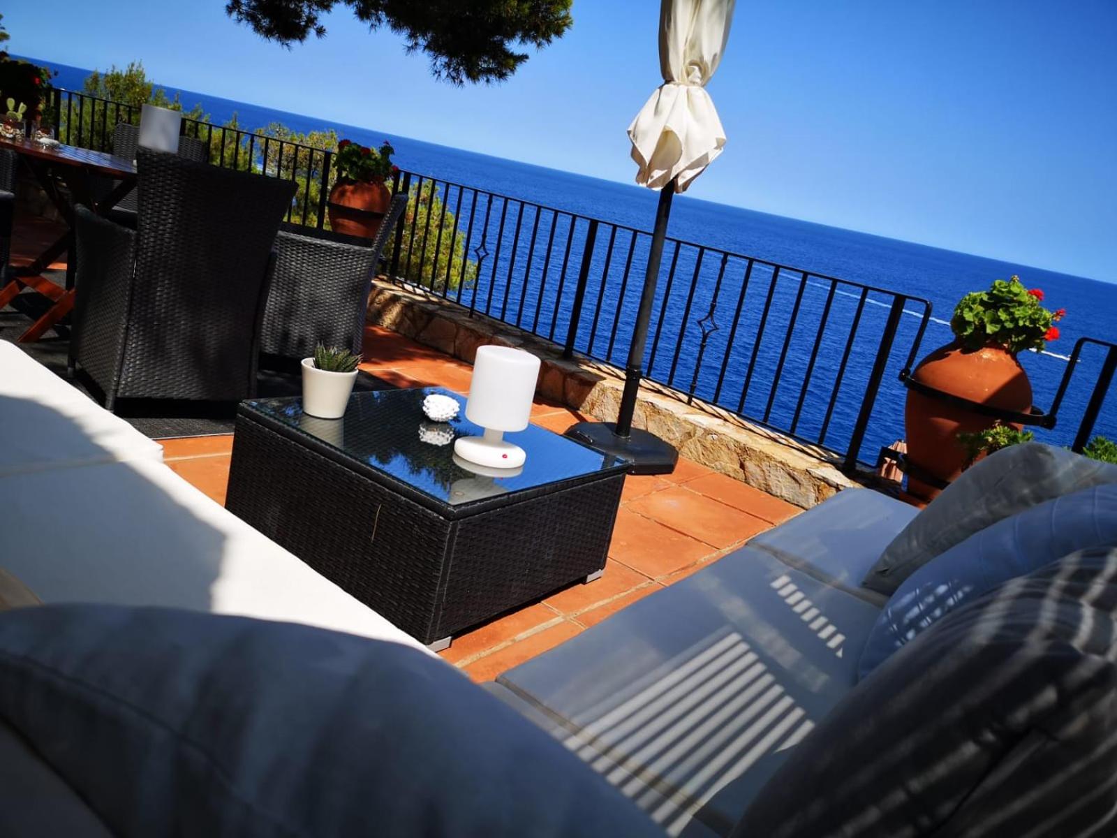 Villa with Sea View photo 2