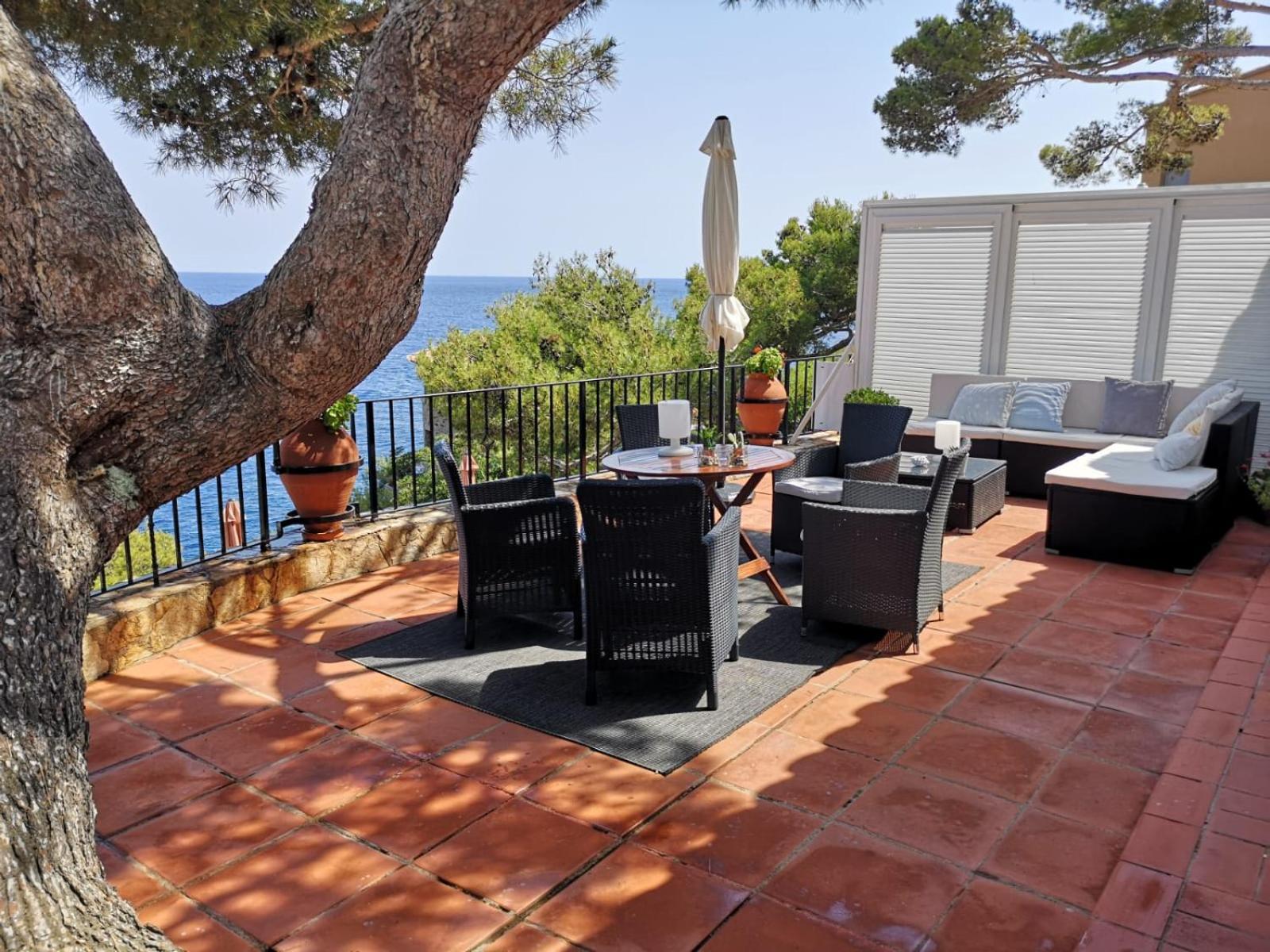 Villa with Sea View photo 3
