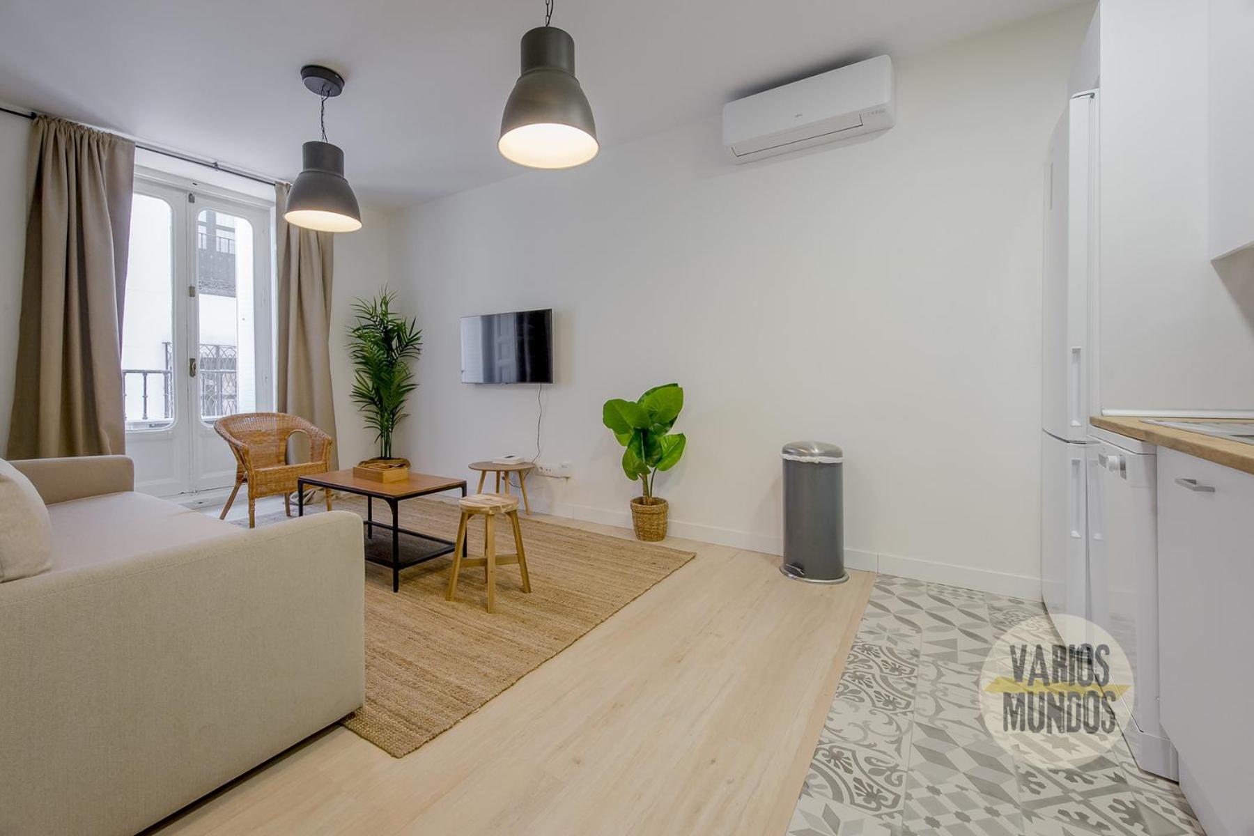Apartment photo 2