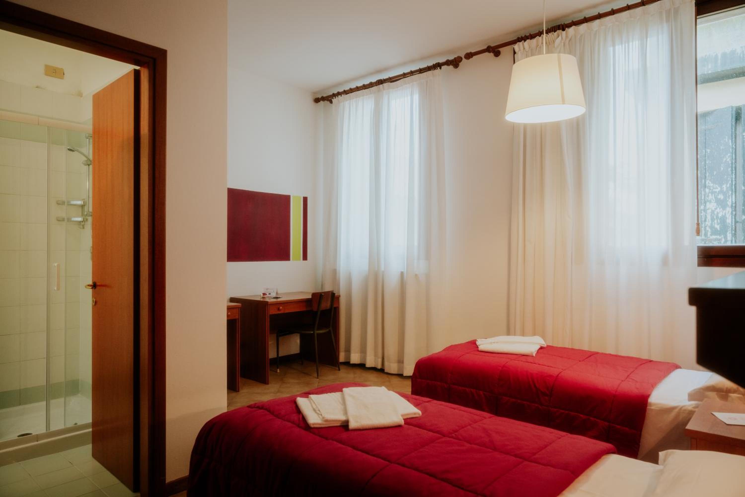 Twin Room photo 1