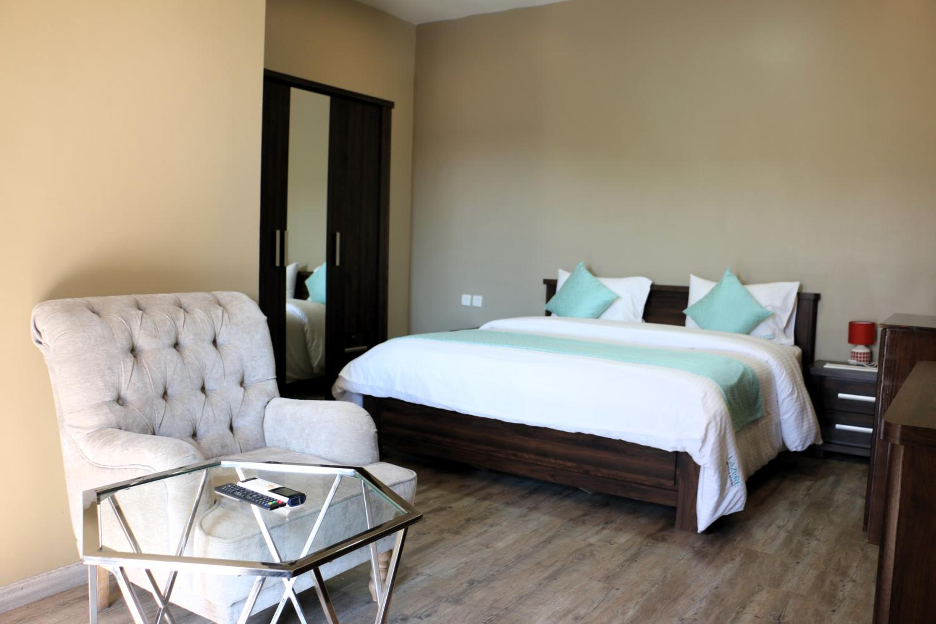 Suite photo 1