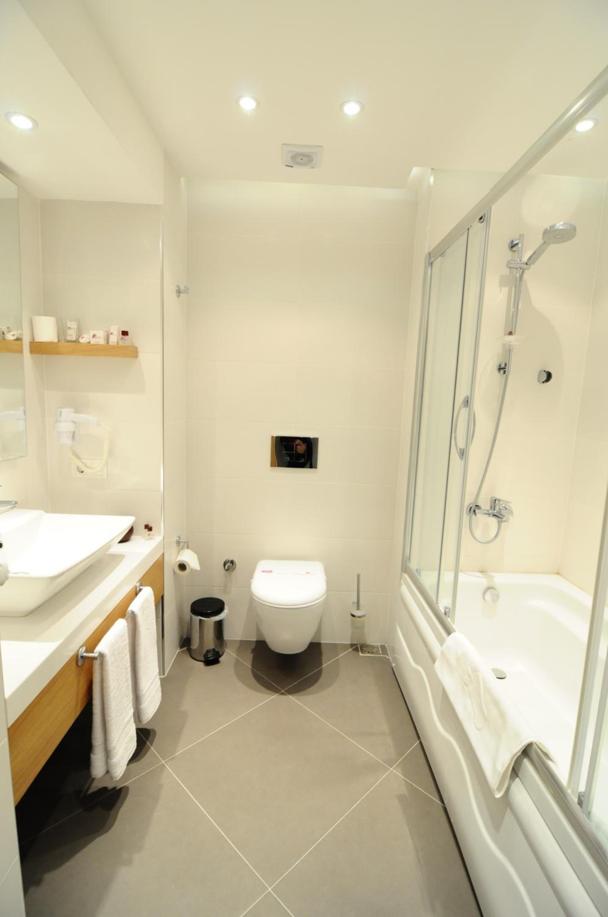 Single Room photo 3