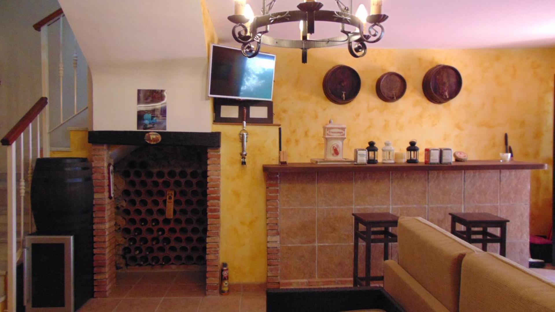 Three-Bedroom House photo 2