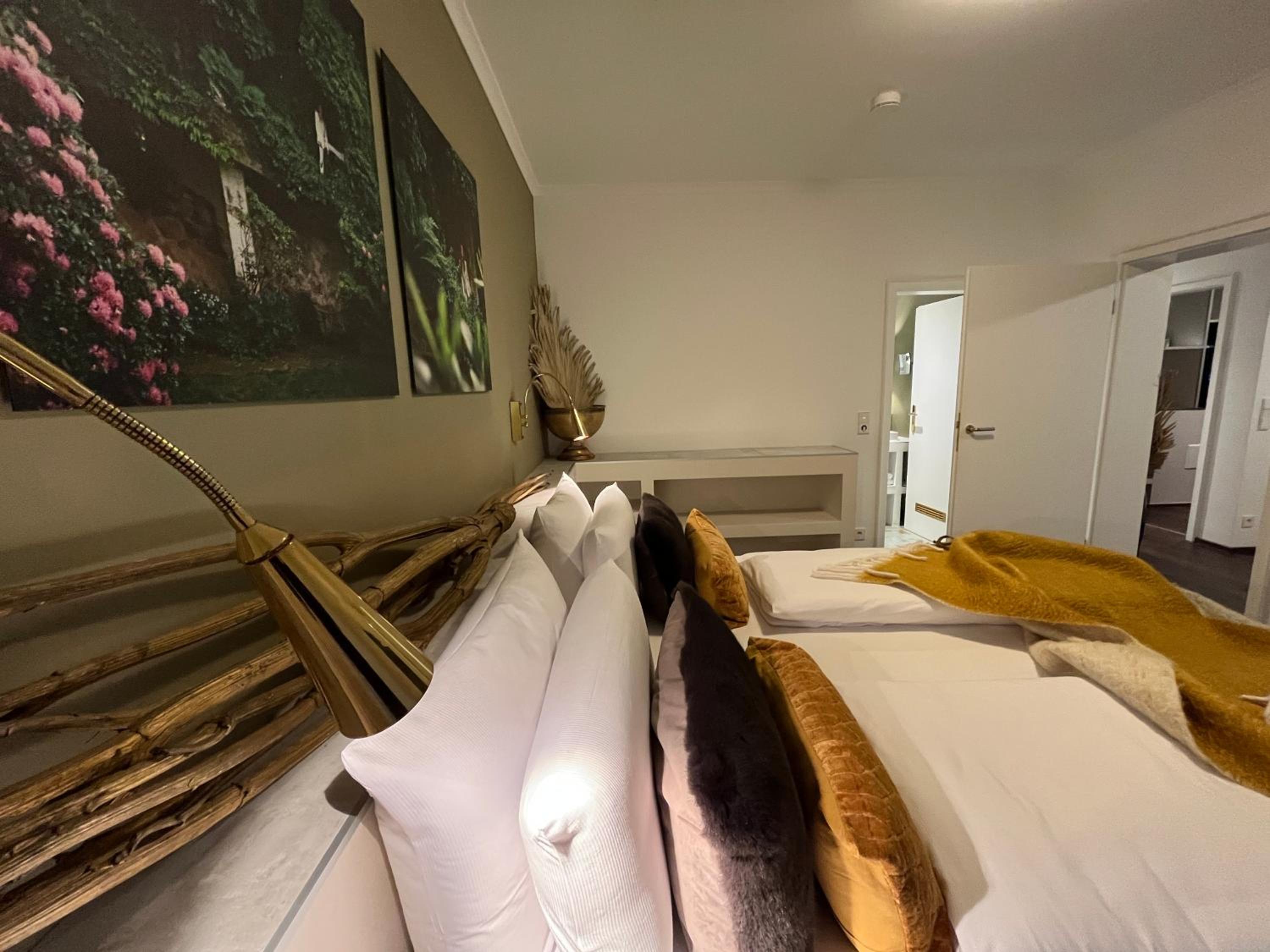 Suite 21 Parkside - Photo 4