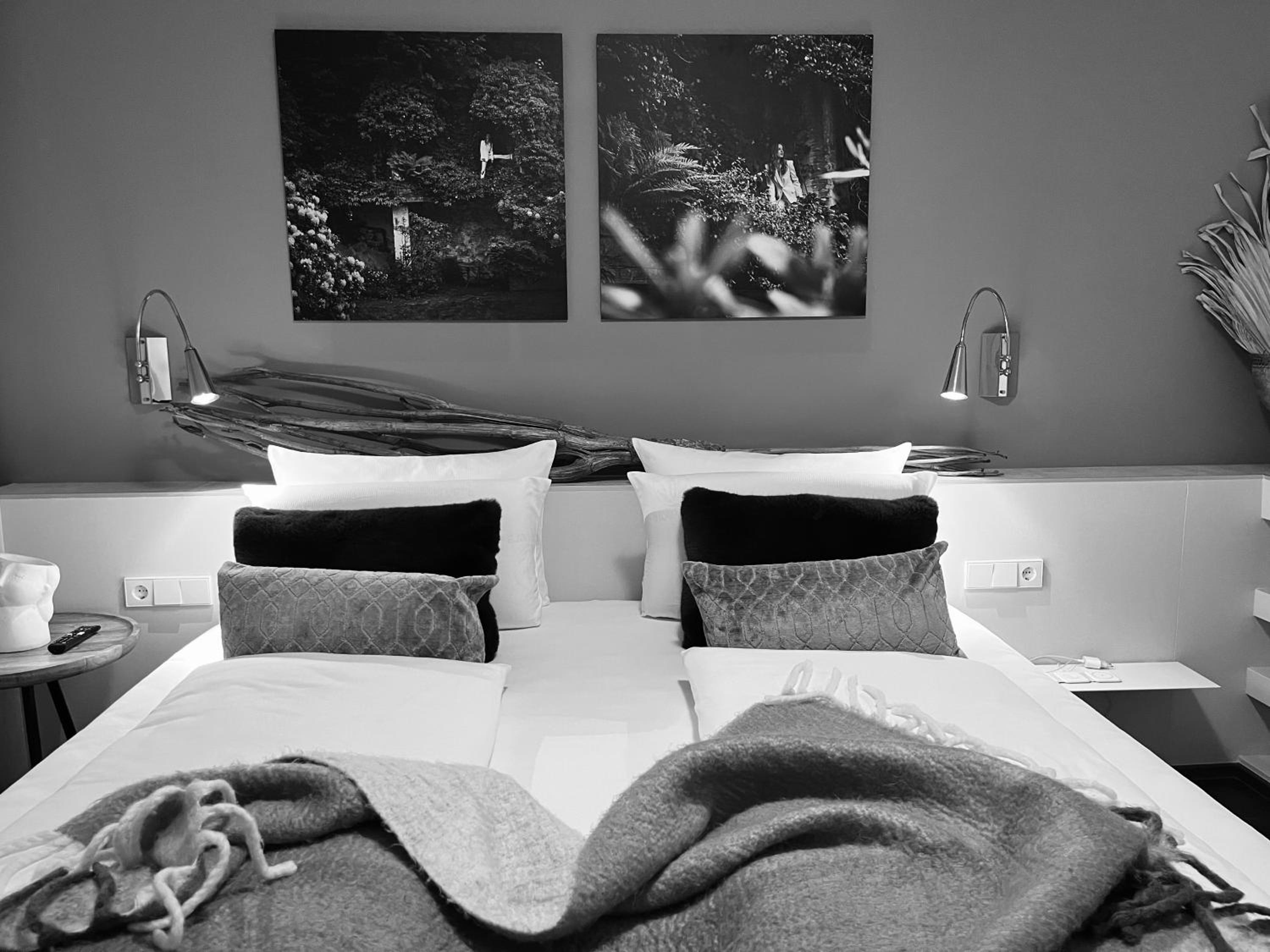 Suite 21 Parkside - Photo 3