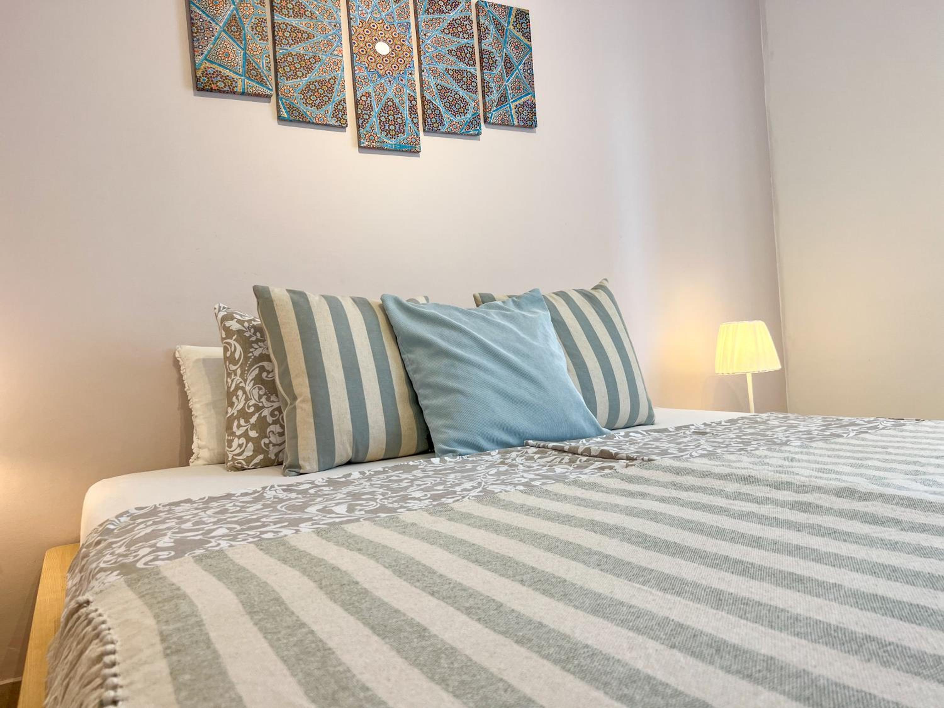 Two-Bedroom Apartment with Sofa Bed and Sea View - Photo 21