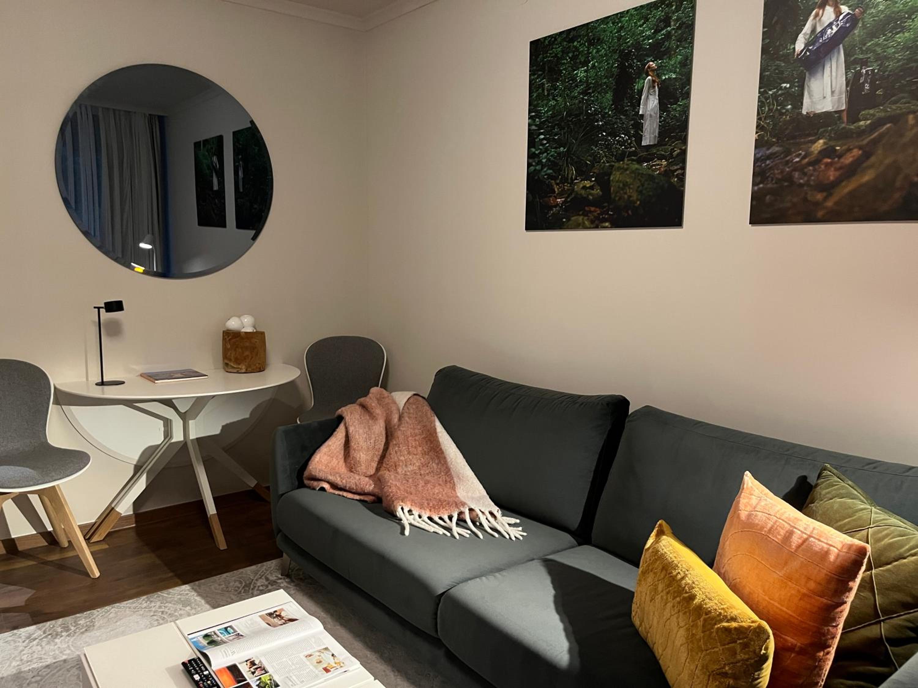 Suite 31 Parkside photo 2