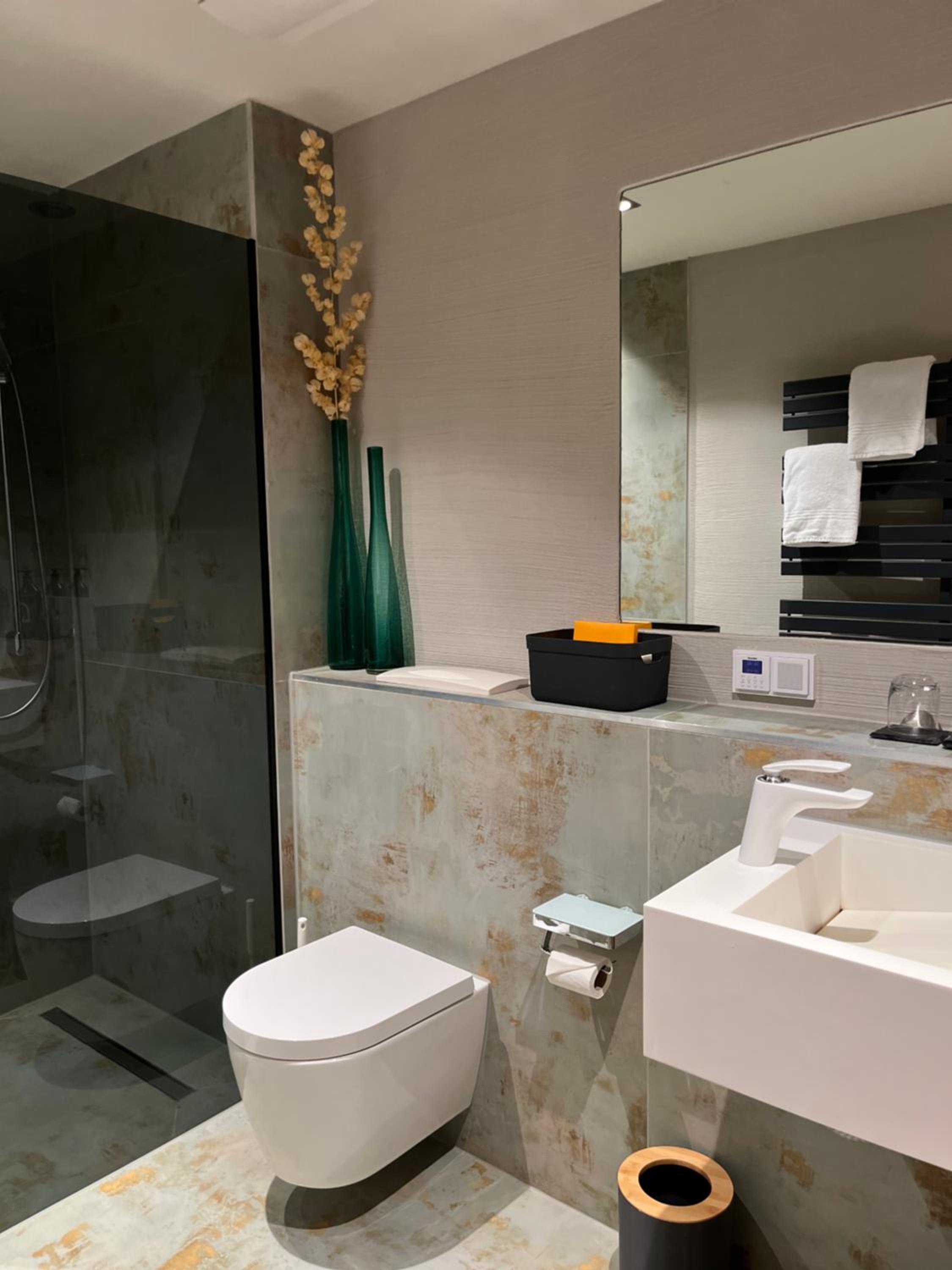 Suite 40 Parkside - Photo 4