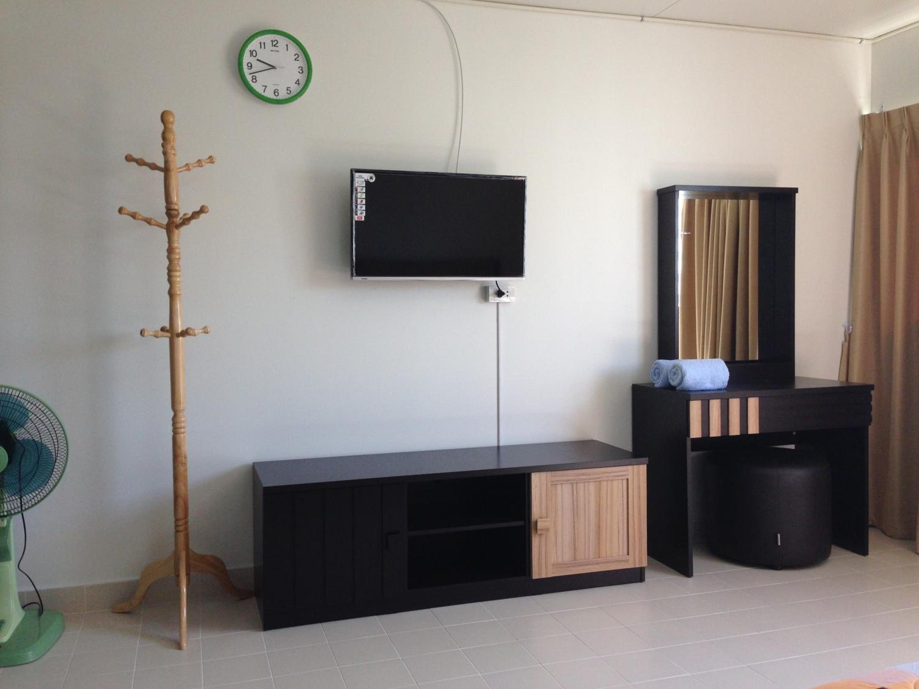 Apartment - Photo 20