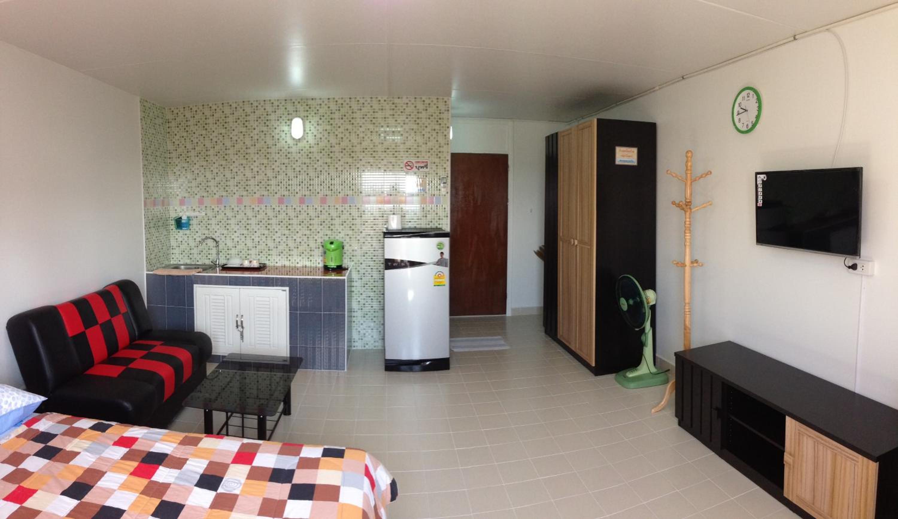 Apartment - Photo 18