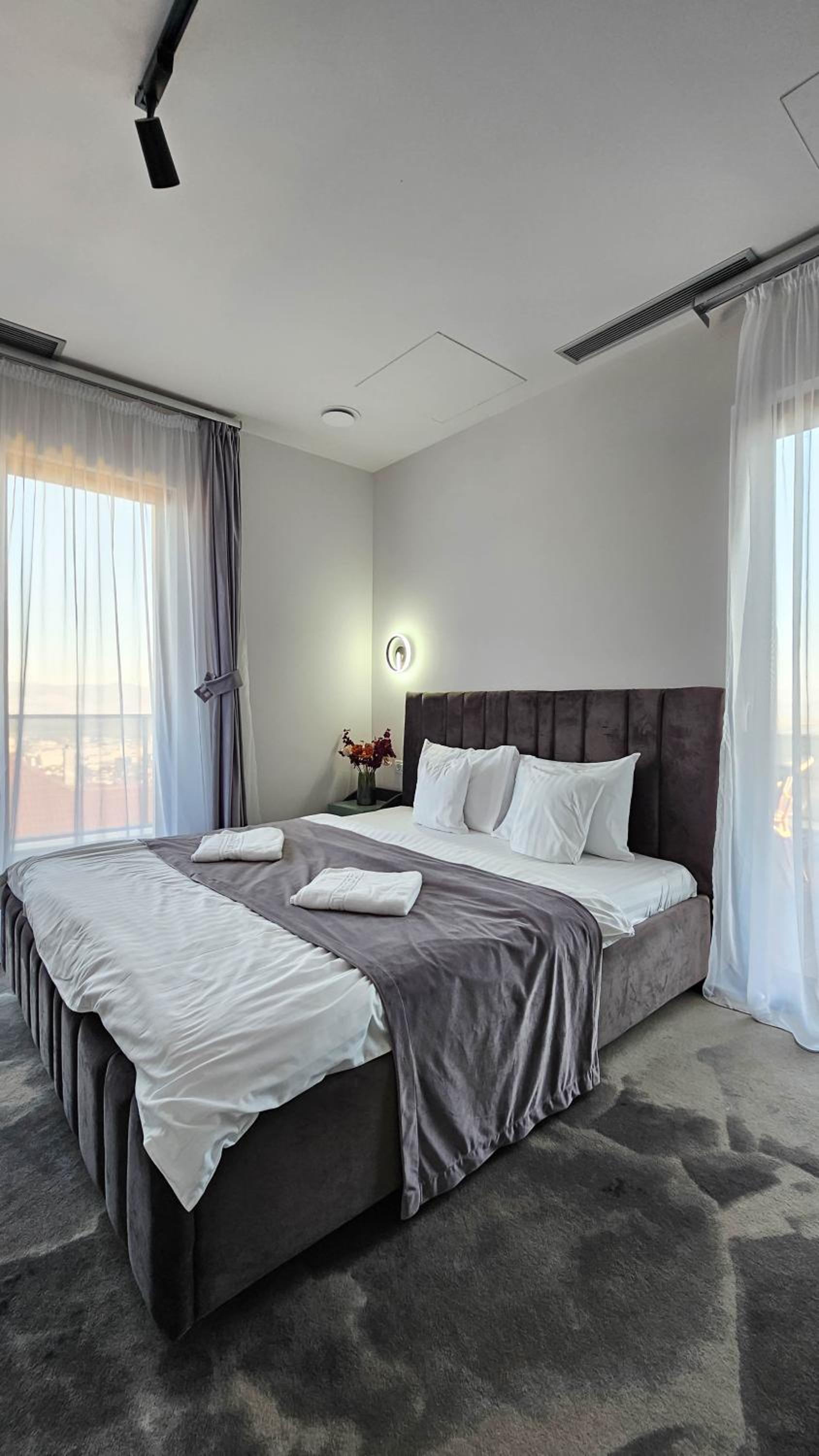 King Room with Mountain View - Photo 26
