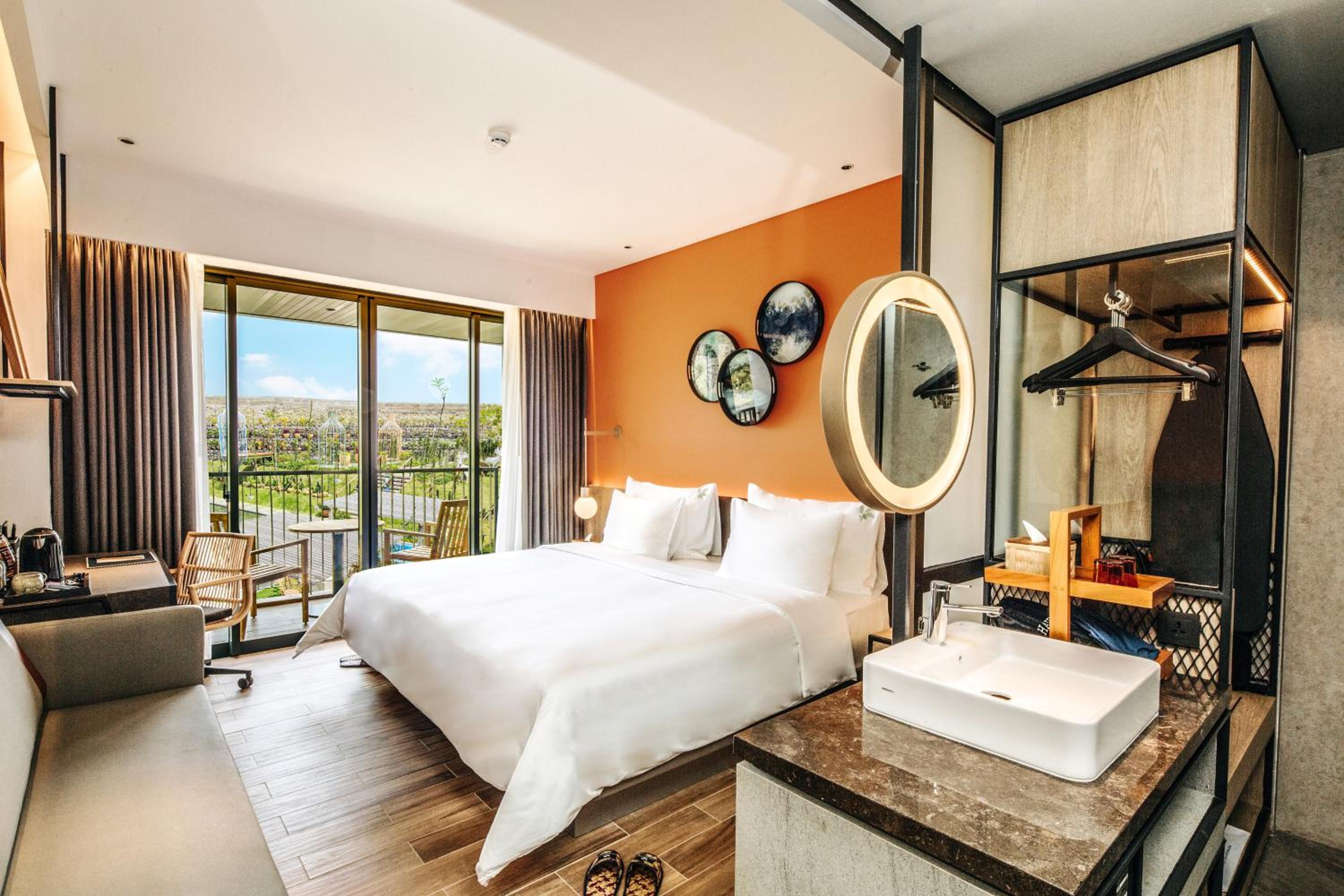 Double or Twin Room with Garden View - Photo 1