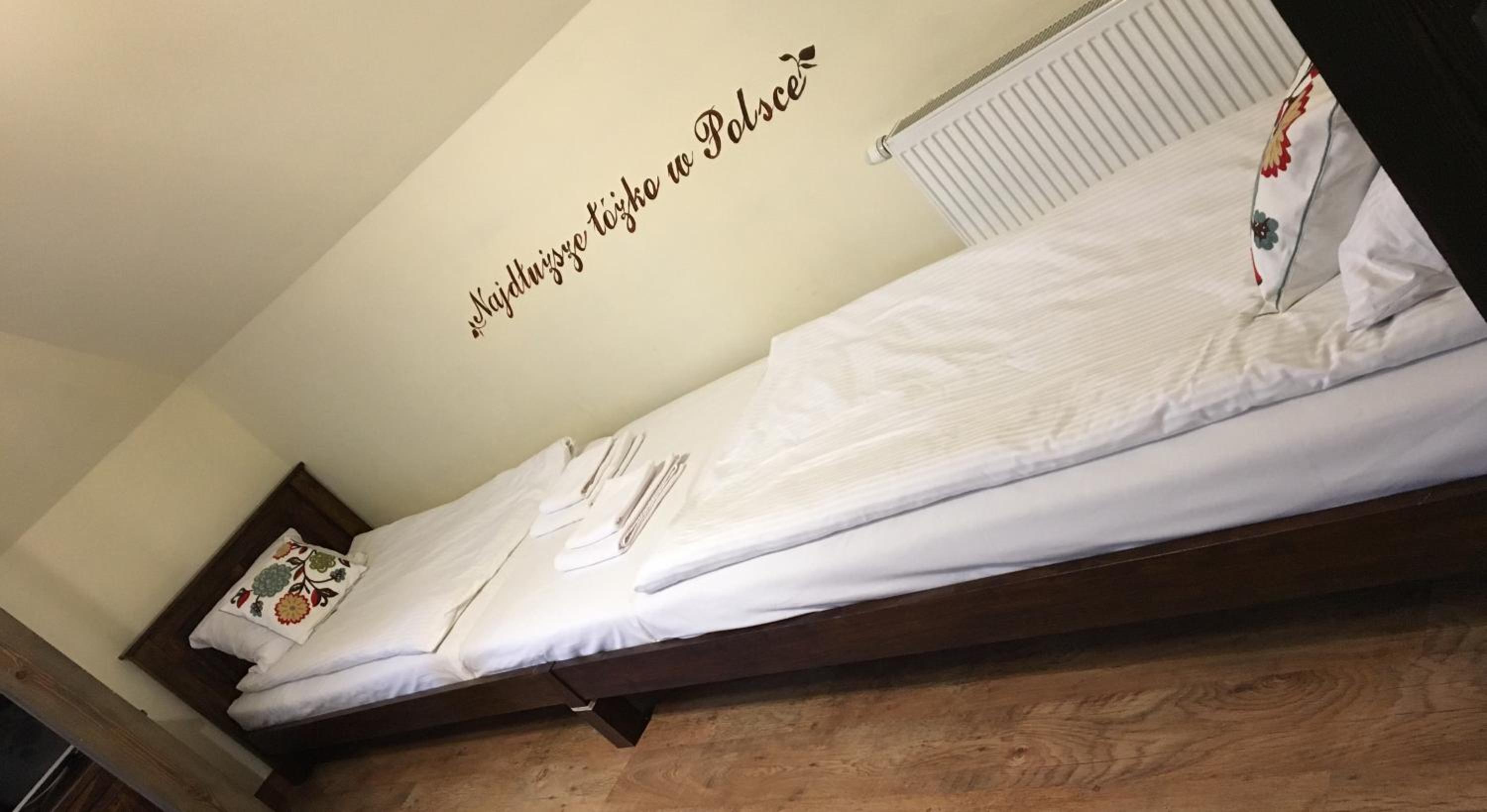 Quadruple Room - Photo 3