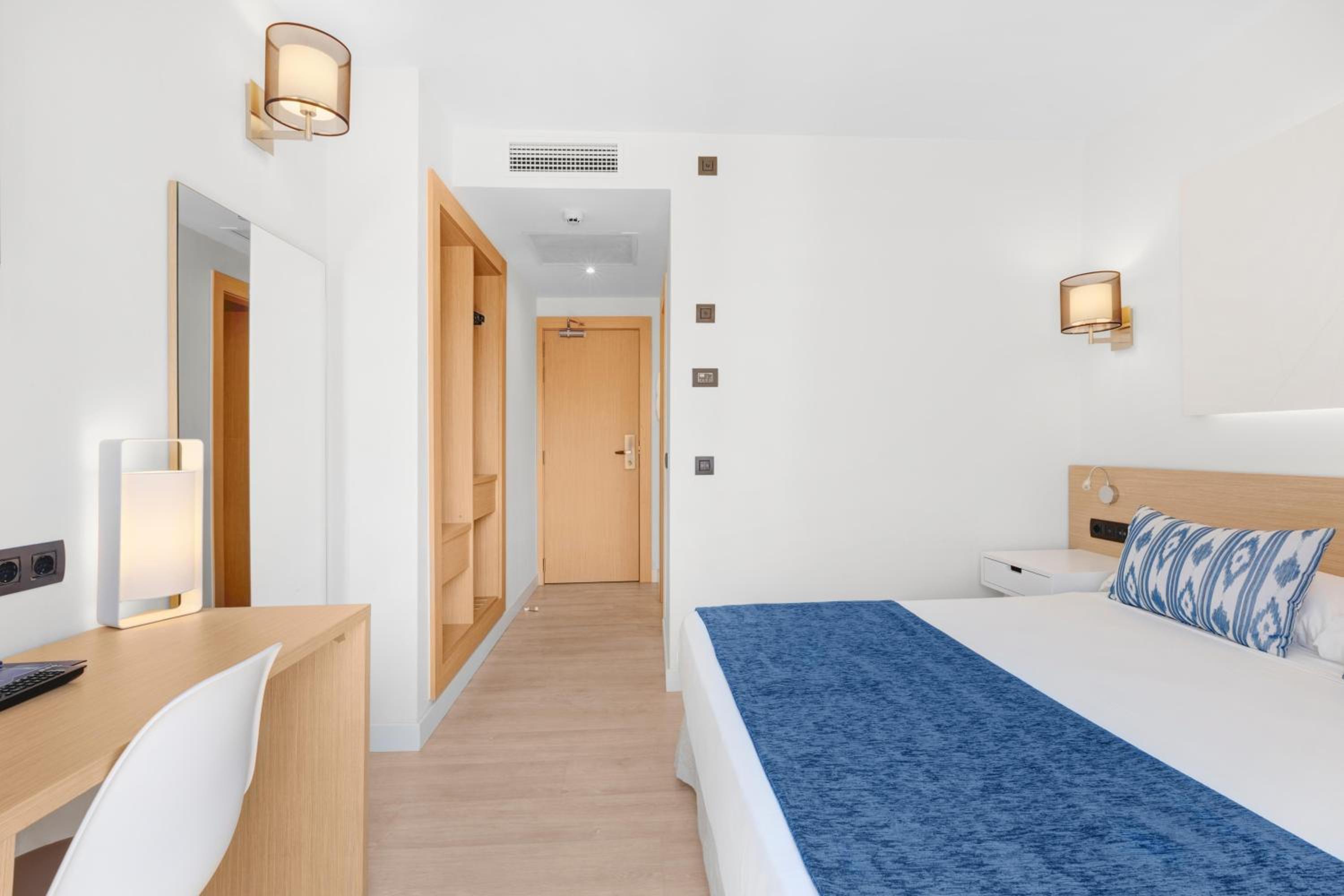 Twin Room - Annex