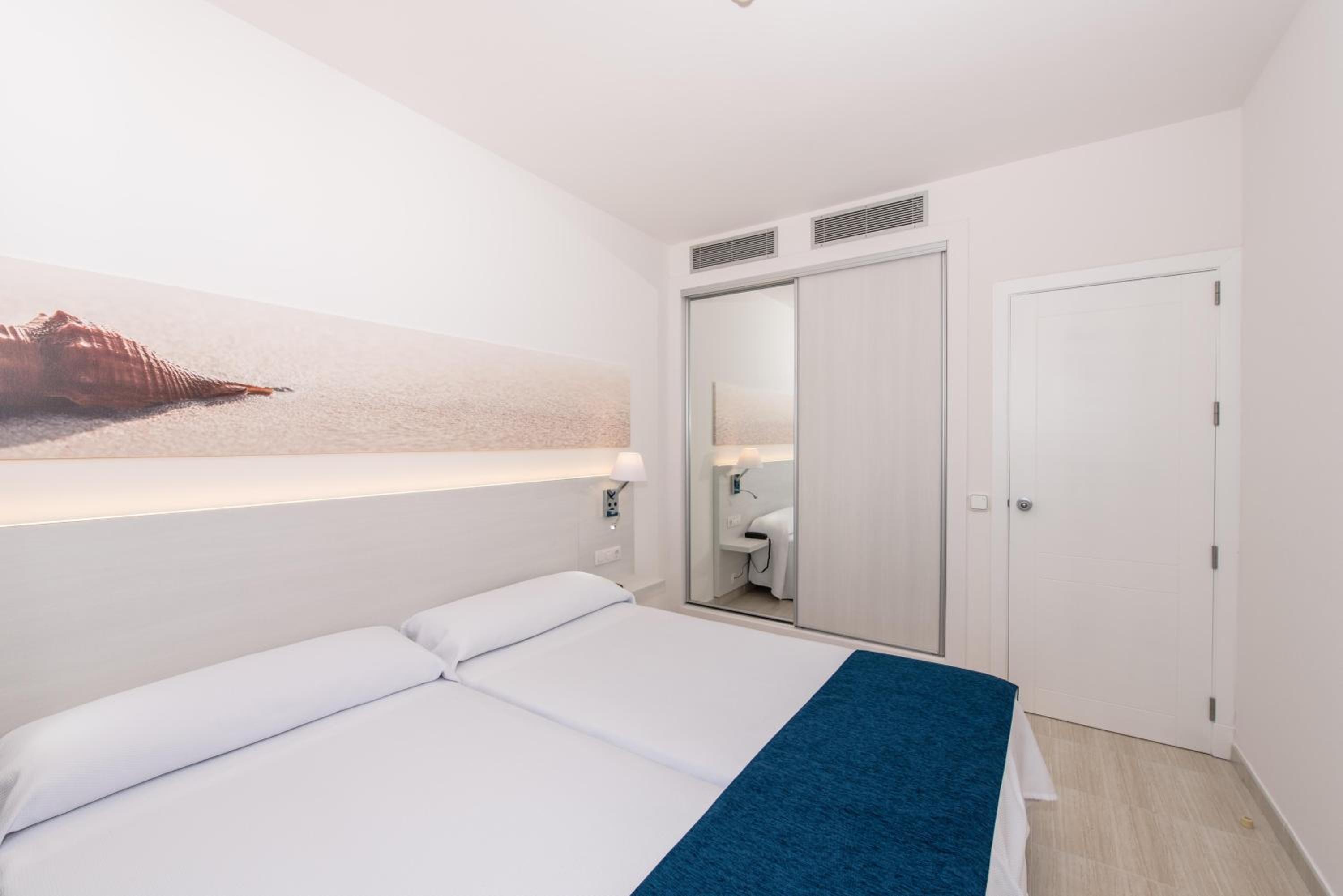 Premium Apartment - Photo 5