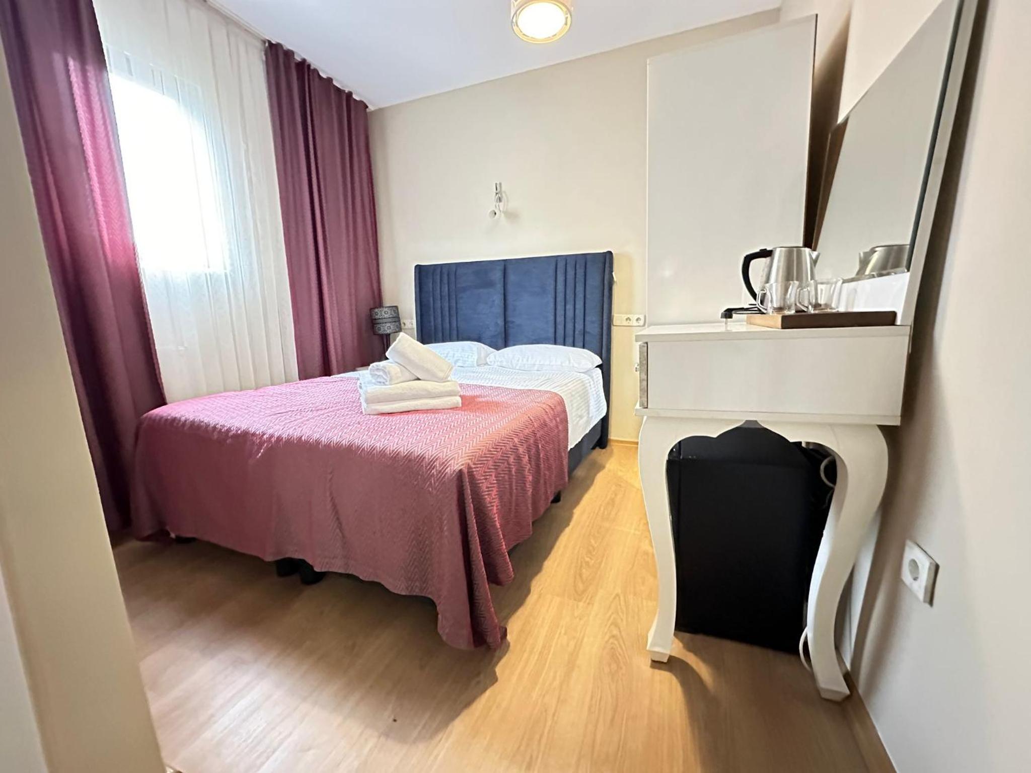 Standard Double Room photo 2