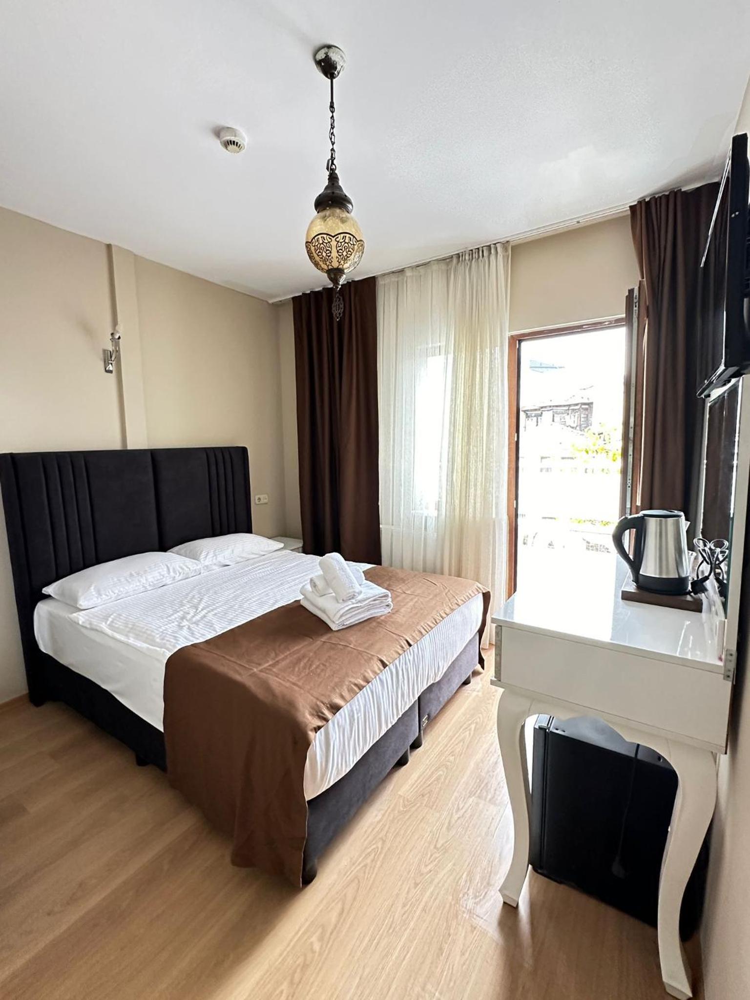 Double Room with Balcony photo 1