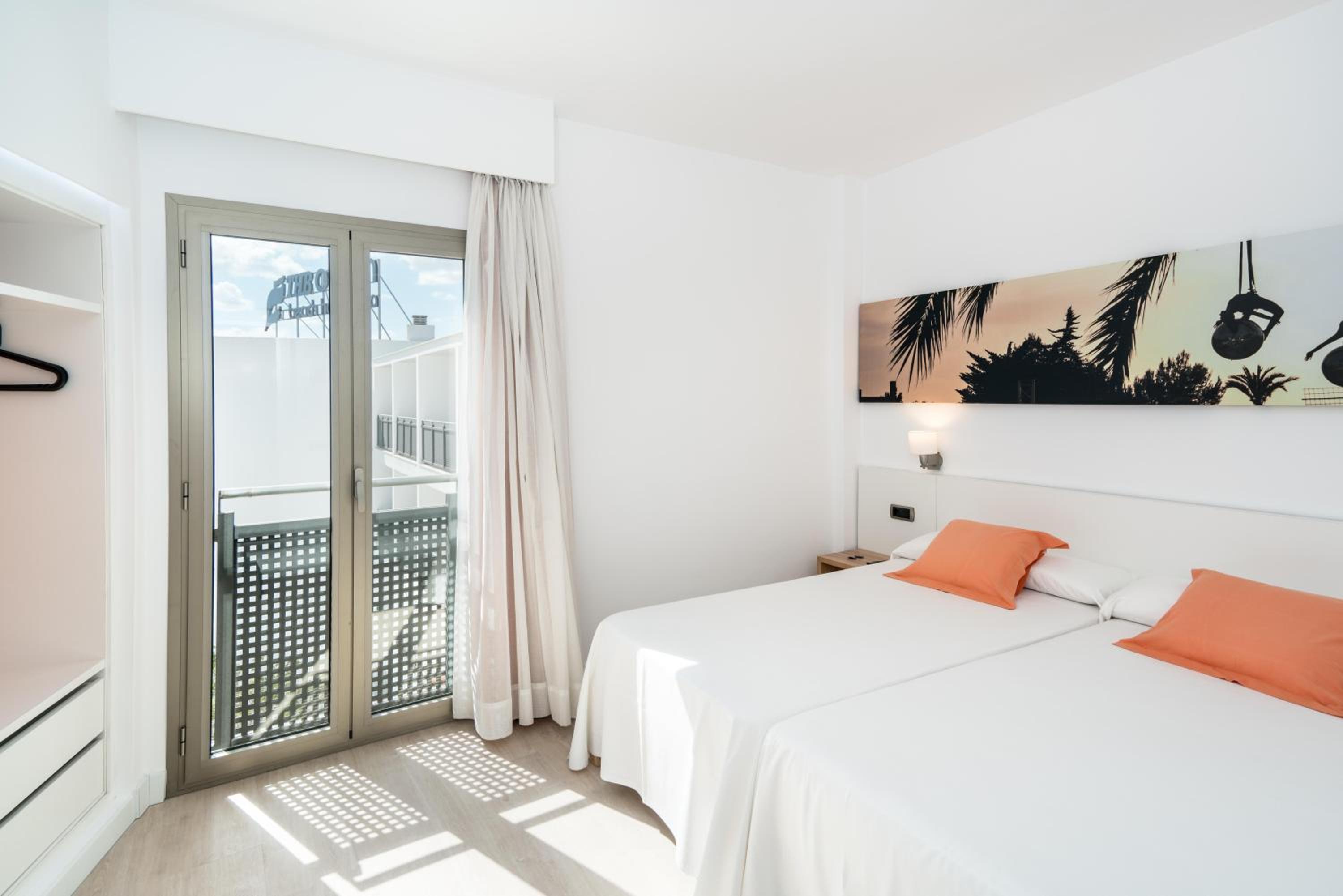 Suite - Photo 6