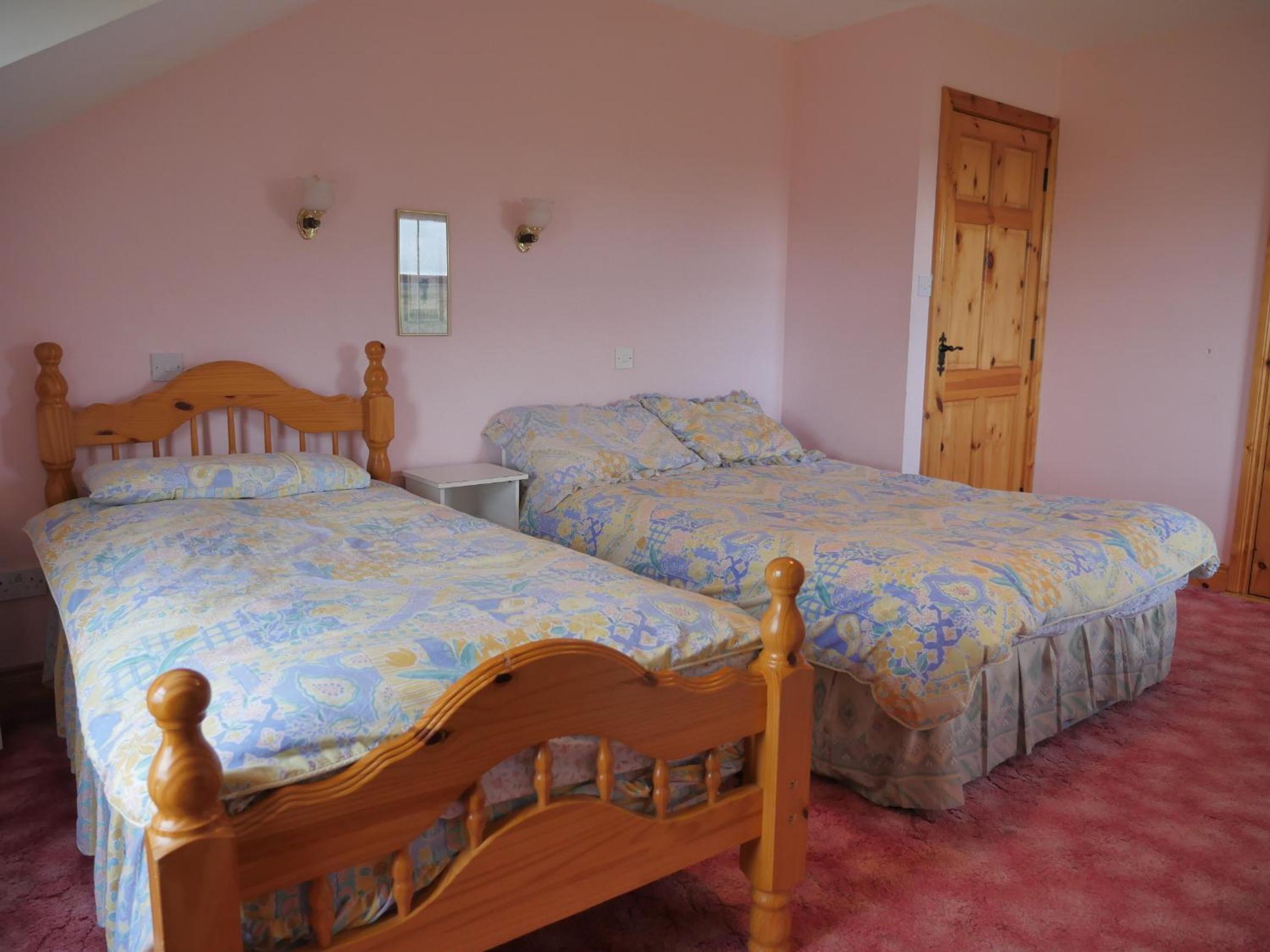 Family Room - Photo 1