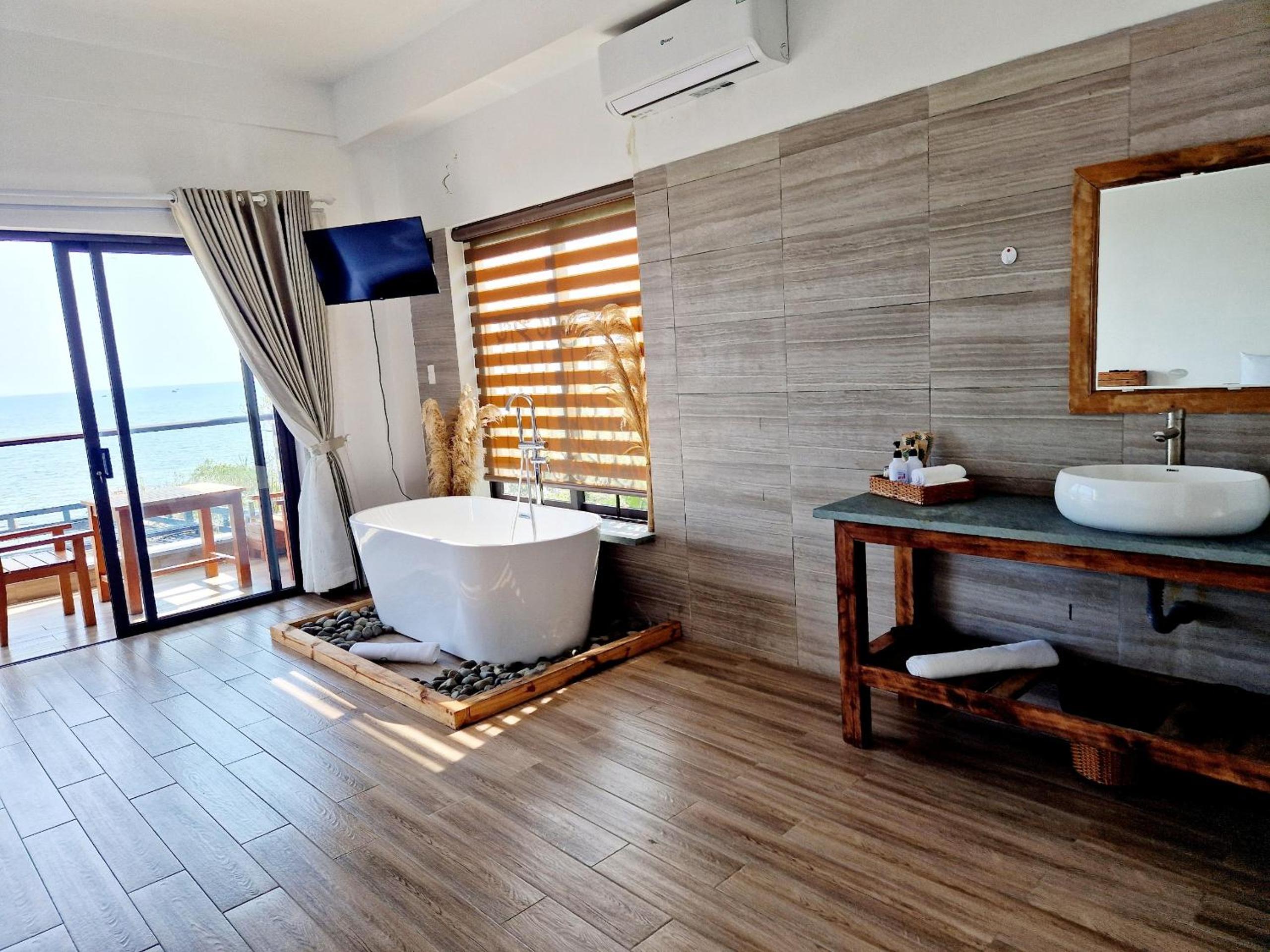 King Room with Sea View photo 2