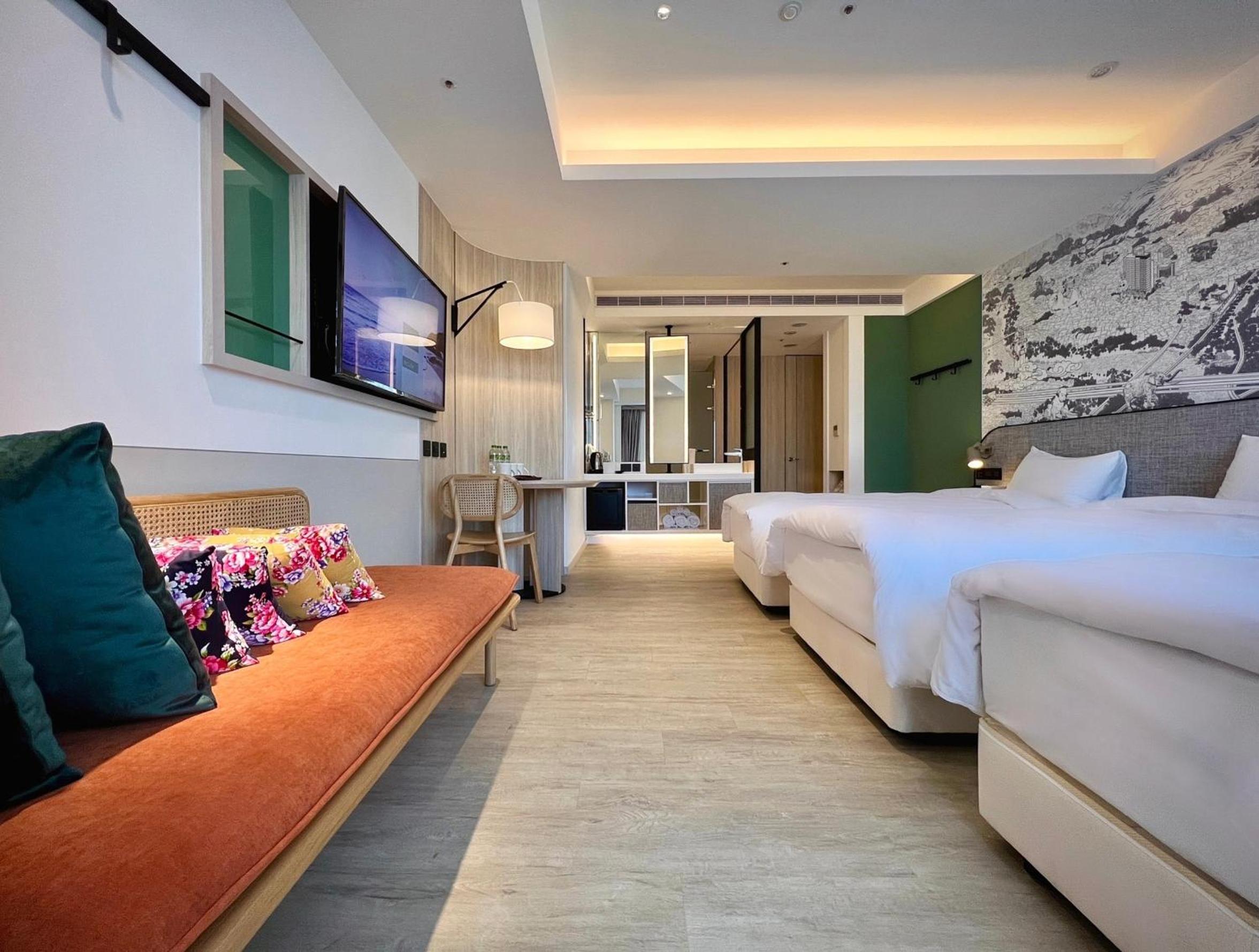 Deluxe Triple Room photo 3