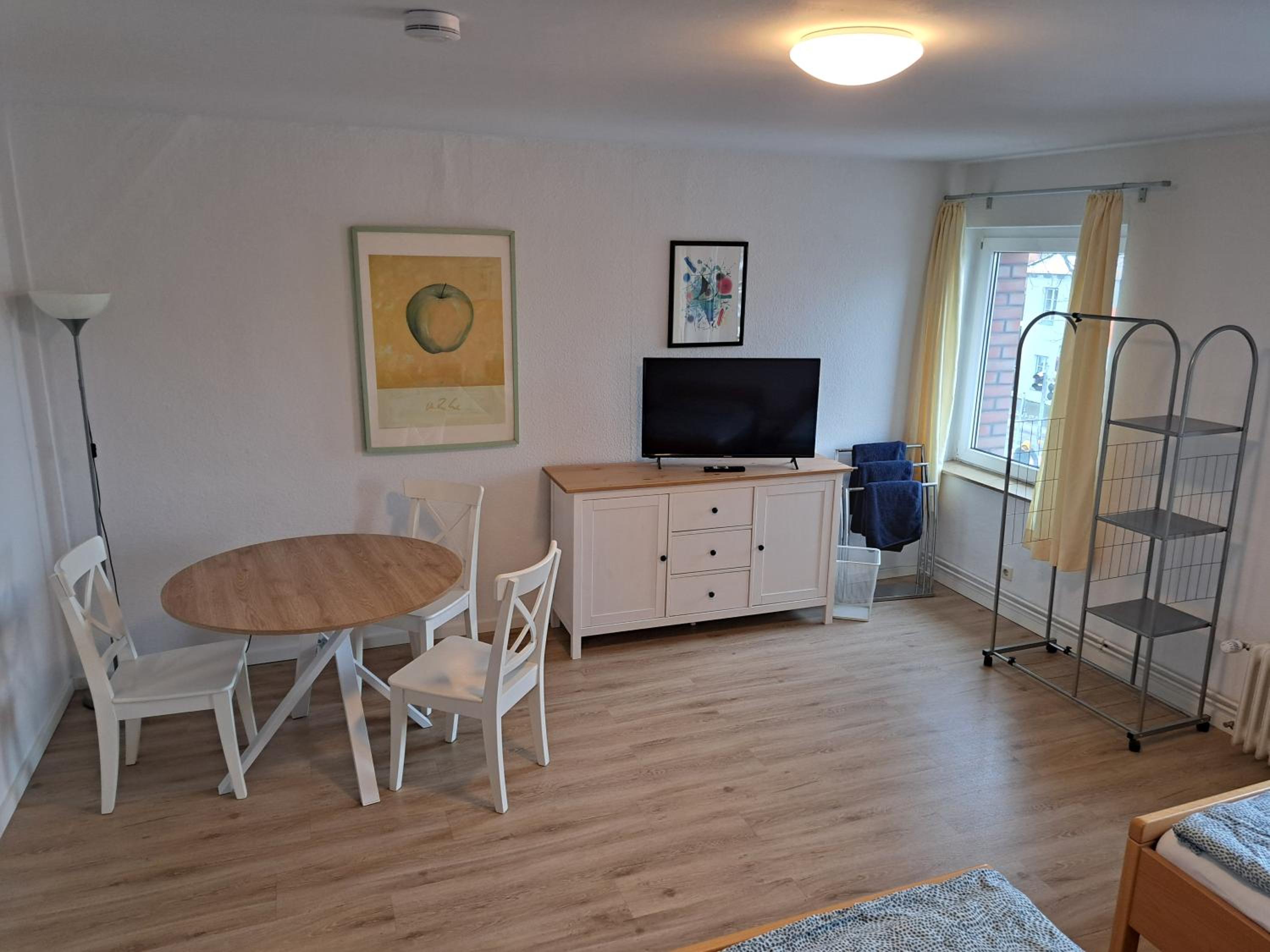 Triple Room with Shared Bathroom and Shared Kitchen photo 1