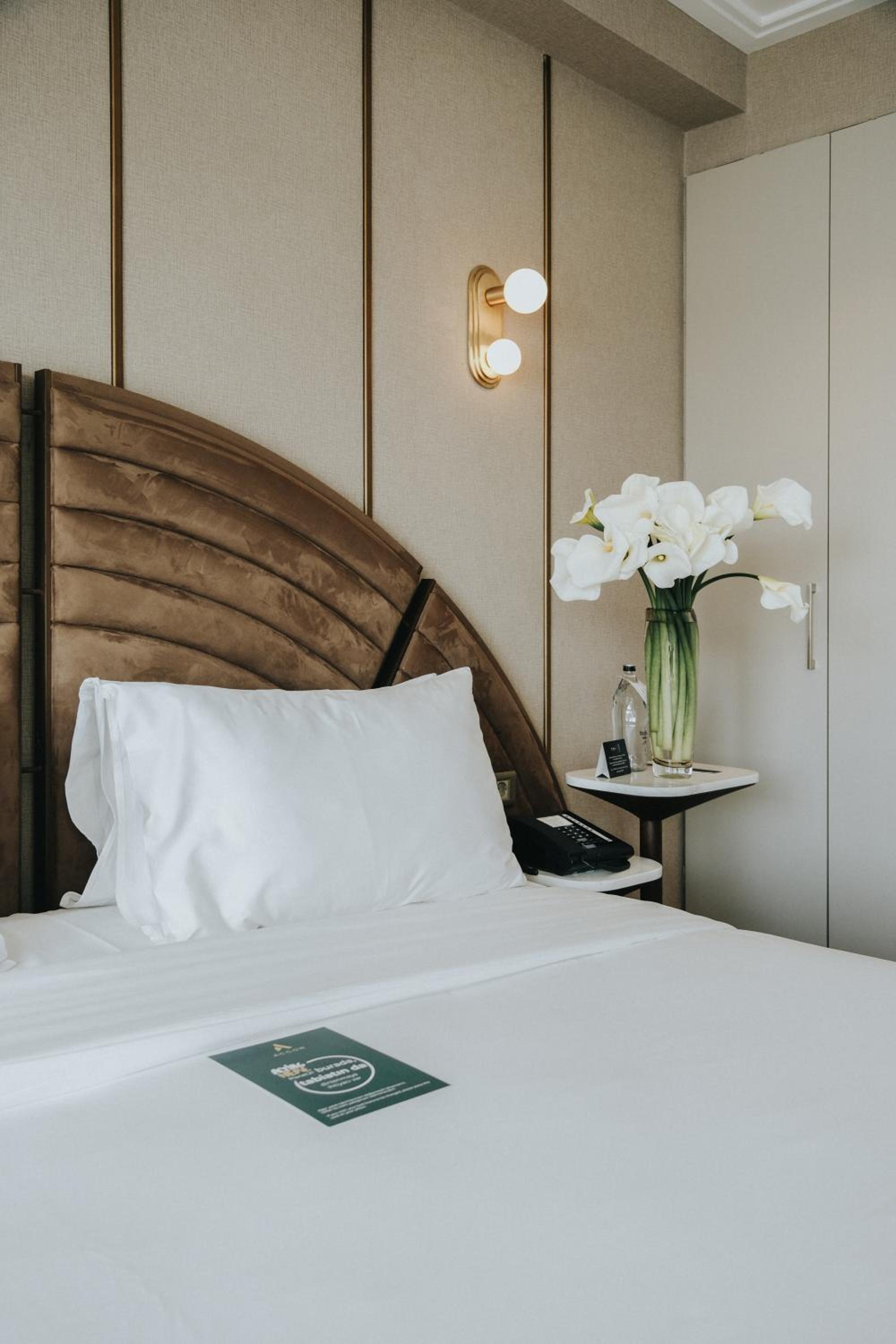 The Terrace Suite